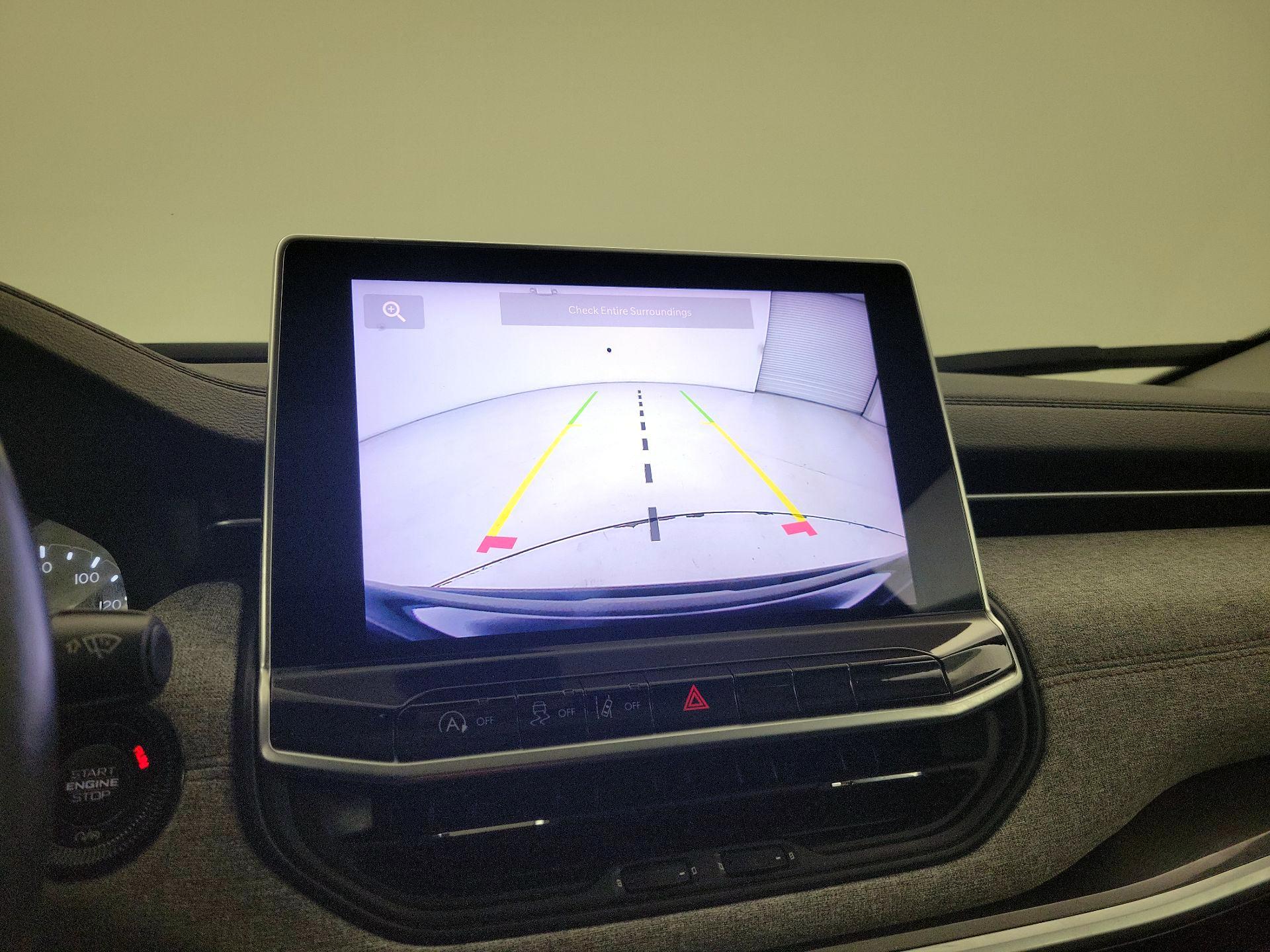 Thumbnail: 2022 Jeep Compass - 14