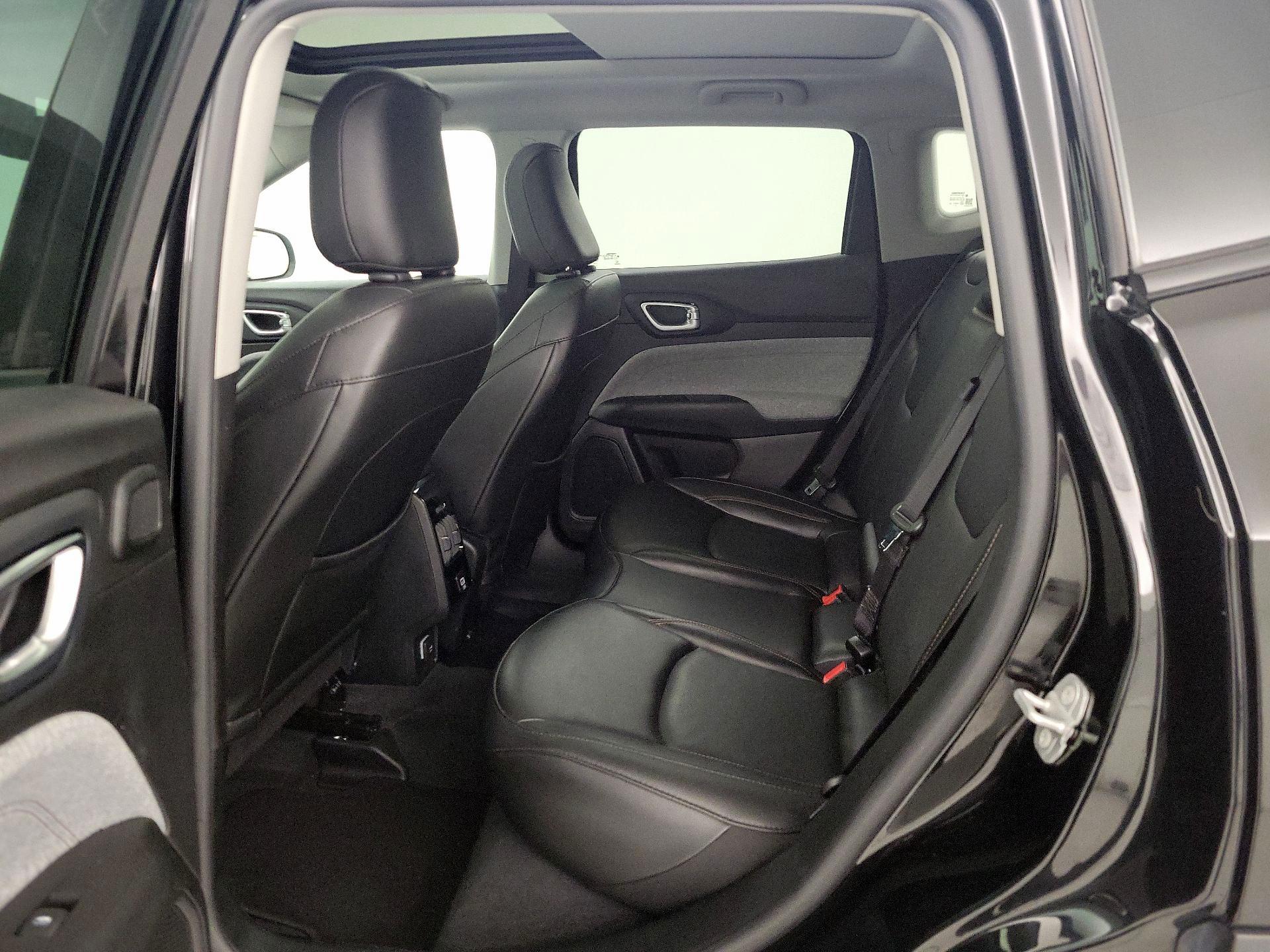 Thumbnail: 2022 Jeep Compass - 19