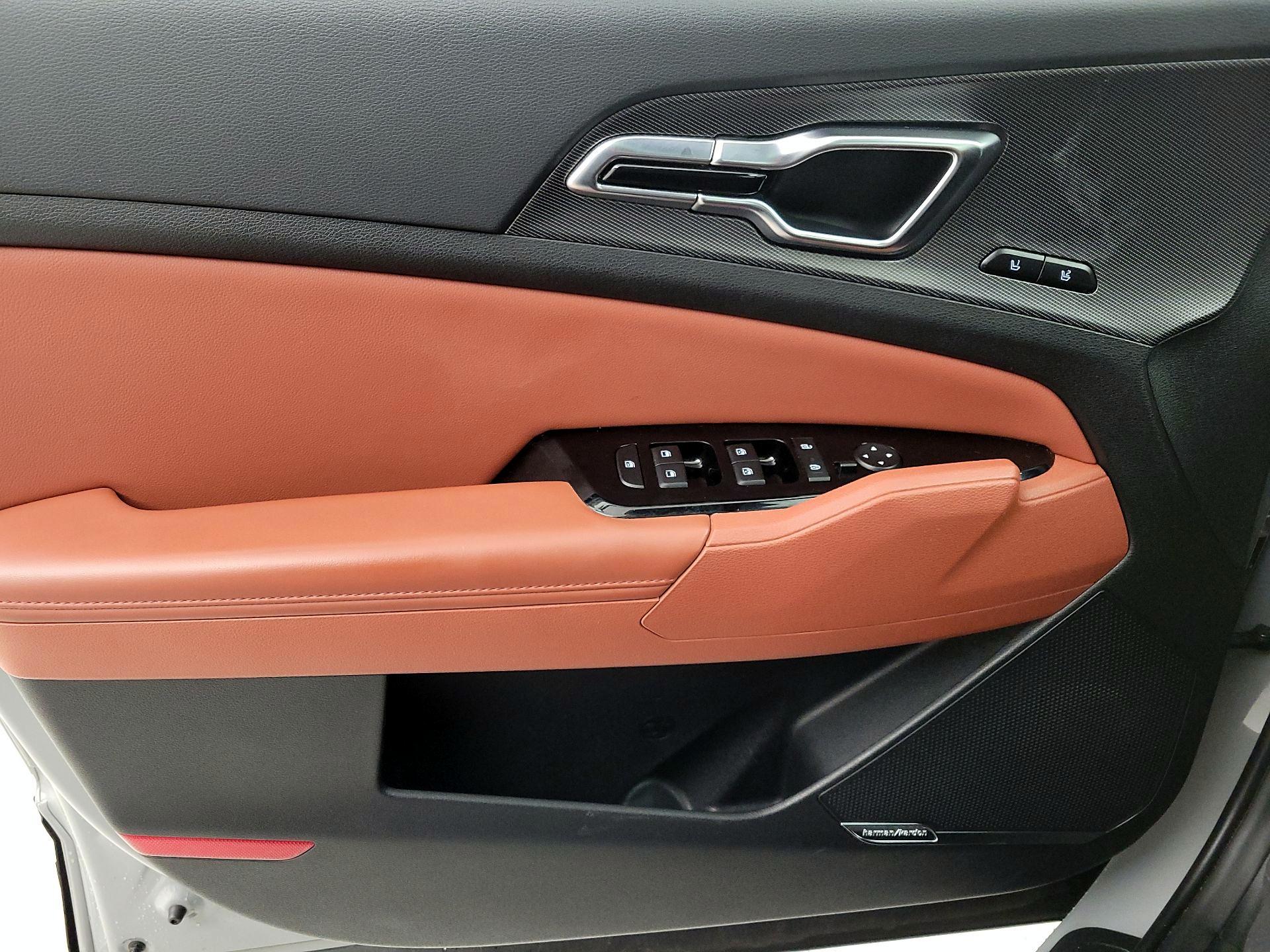 Thumbnail: 2023 Kia Sportage - 12