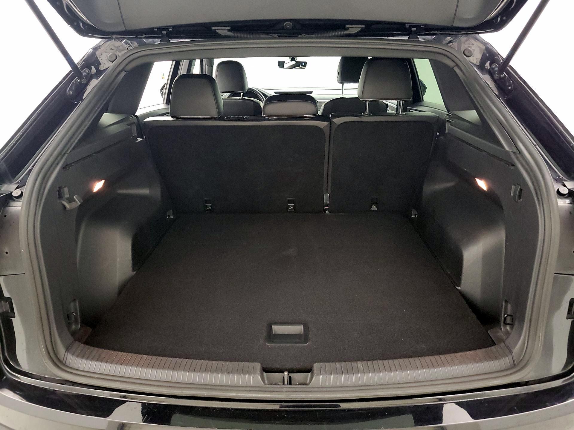 Thumbnail: 2022 Volkswagen Atlas - 19