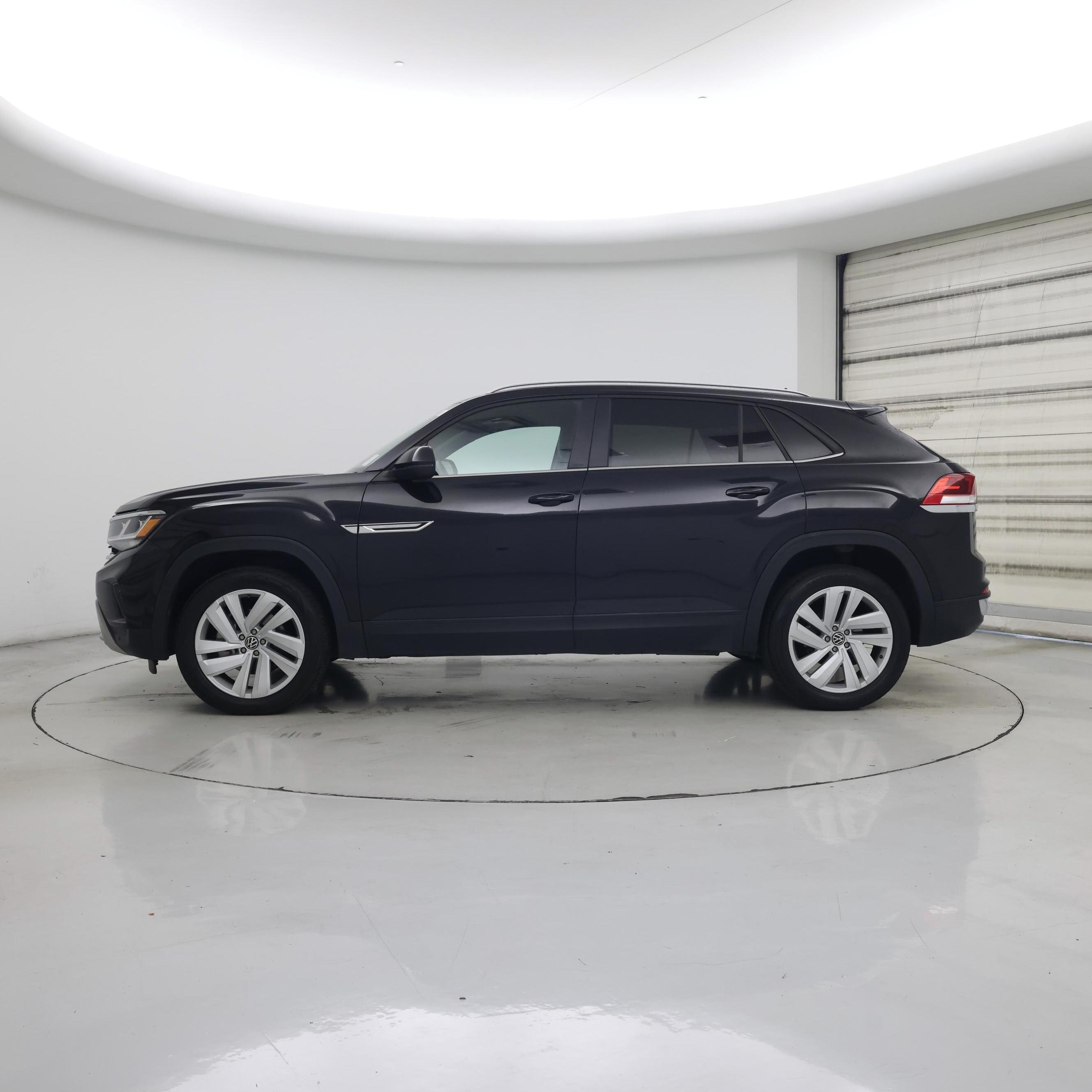 Thumbnail: 2022 Volkswagen Atlas - 3