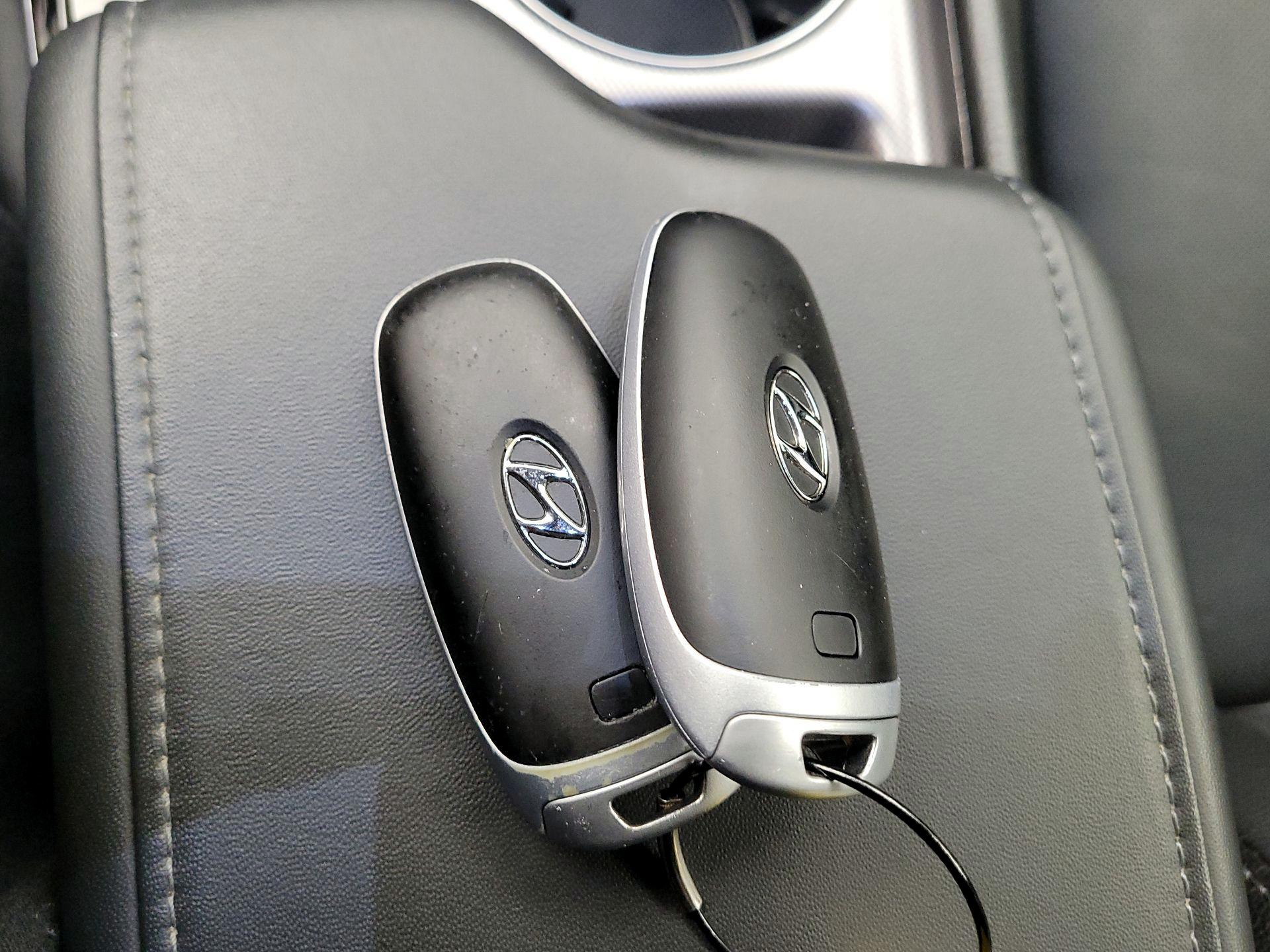 Thumbnail: 2023 Hyundai Sonata - 18