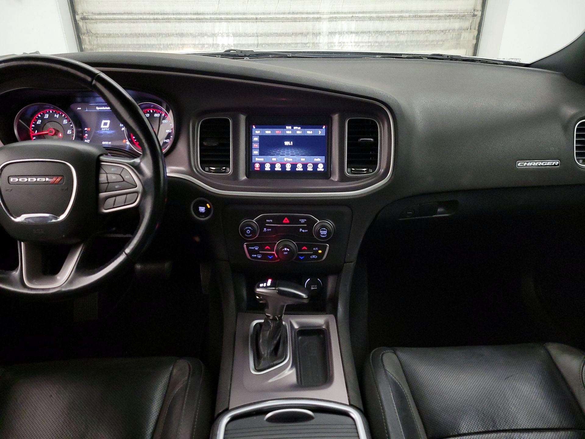 Thumbnail: 2022 Dodge Charger - 9