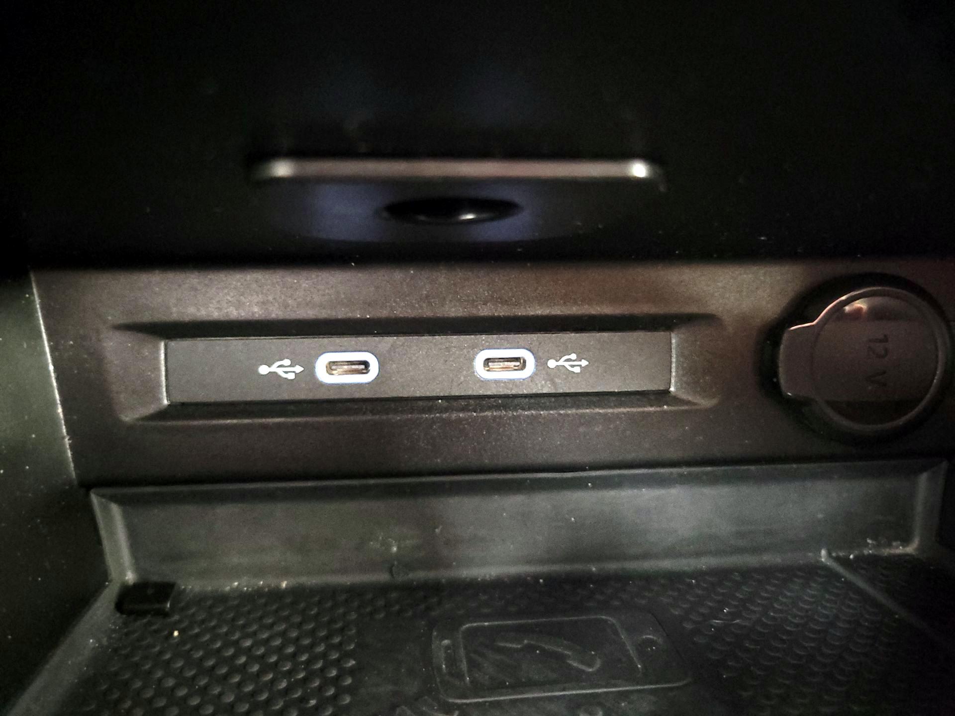 Thumbnail: 2024 Volkswagen Tiguan - 18