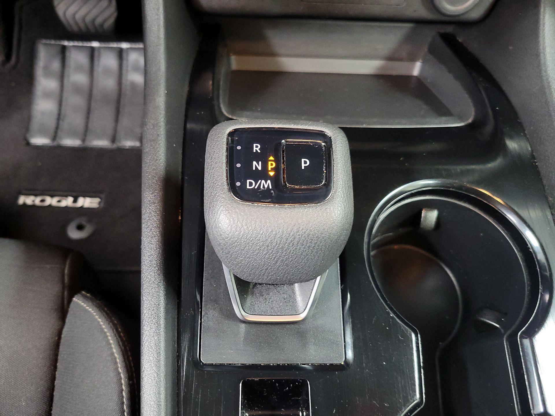 Thumbnail: 2023 Nissan Rogue - 17