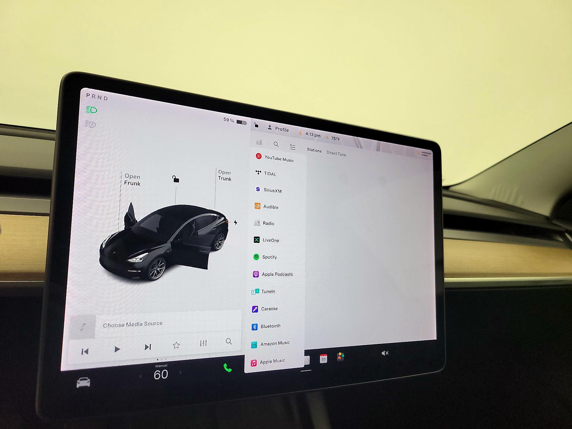 Thumbnail: 2021 Tesla Model 3 - 15