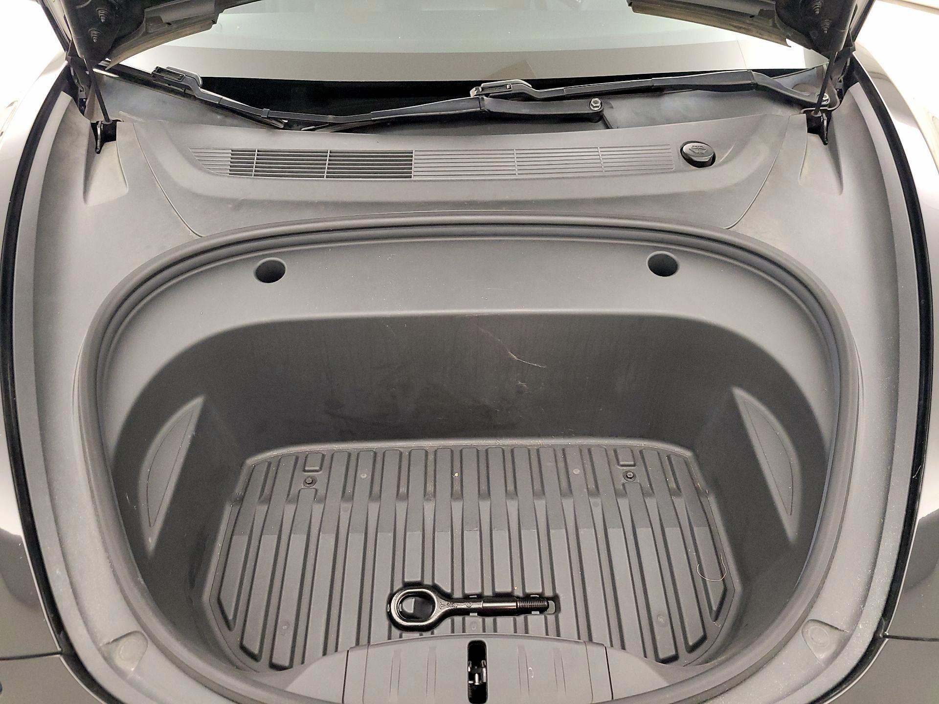 Thumbnail: 2021 Tesla Model 3 - 20