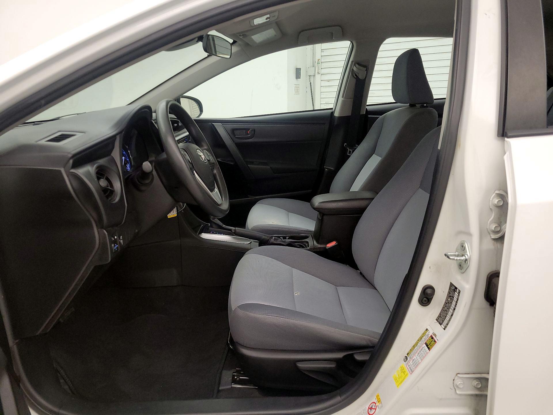 Thumbnail: 2017 Toyota Corolla - 11