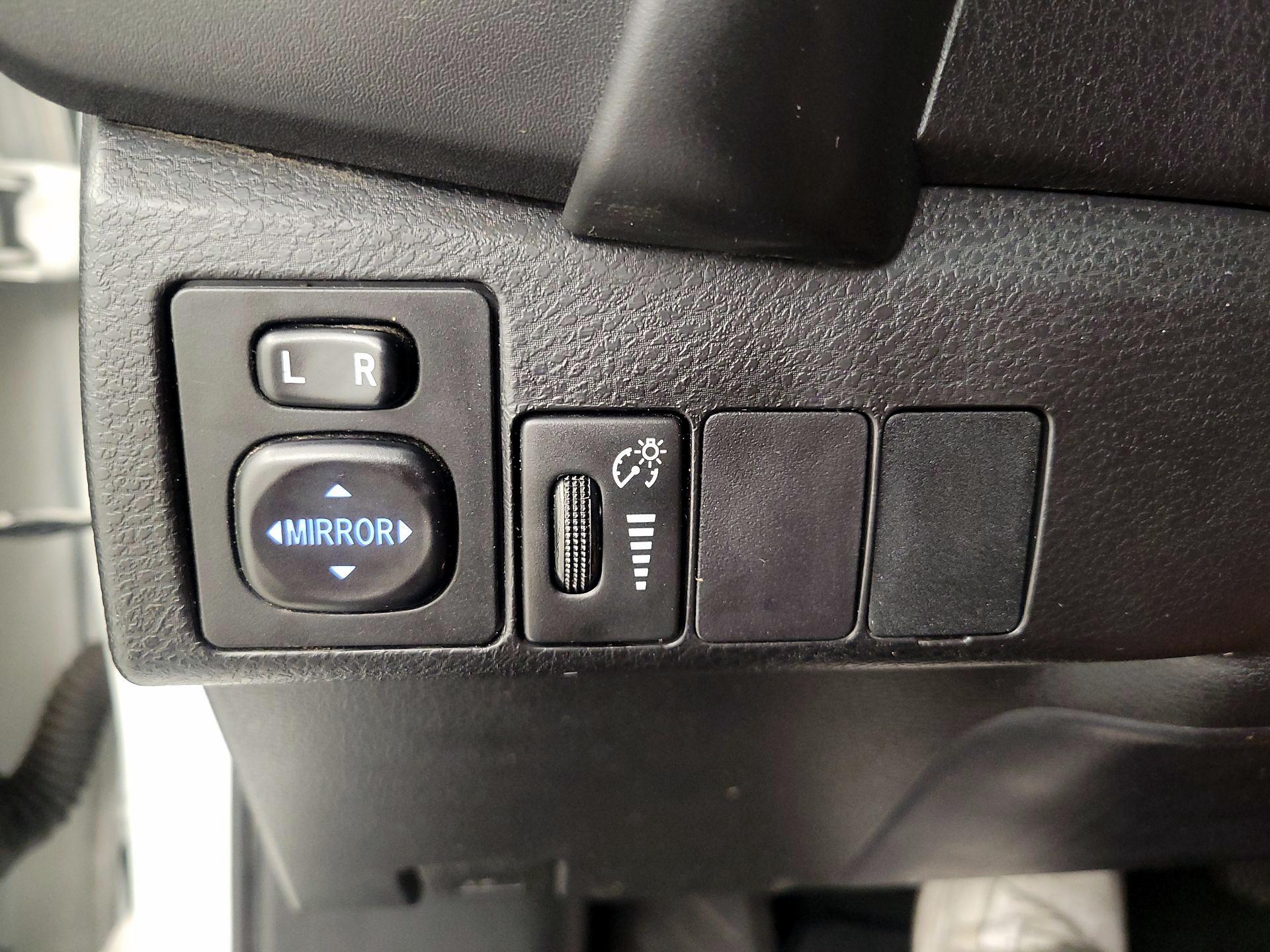 Thumbnail: 2017 Toyota Corolla - 13