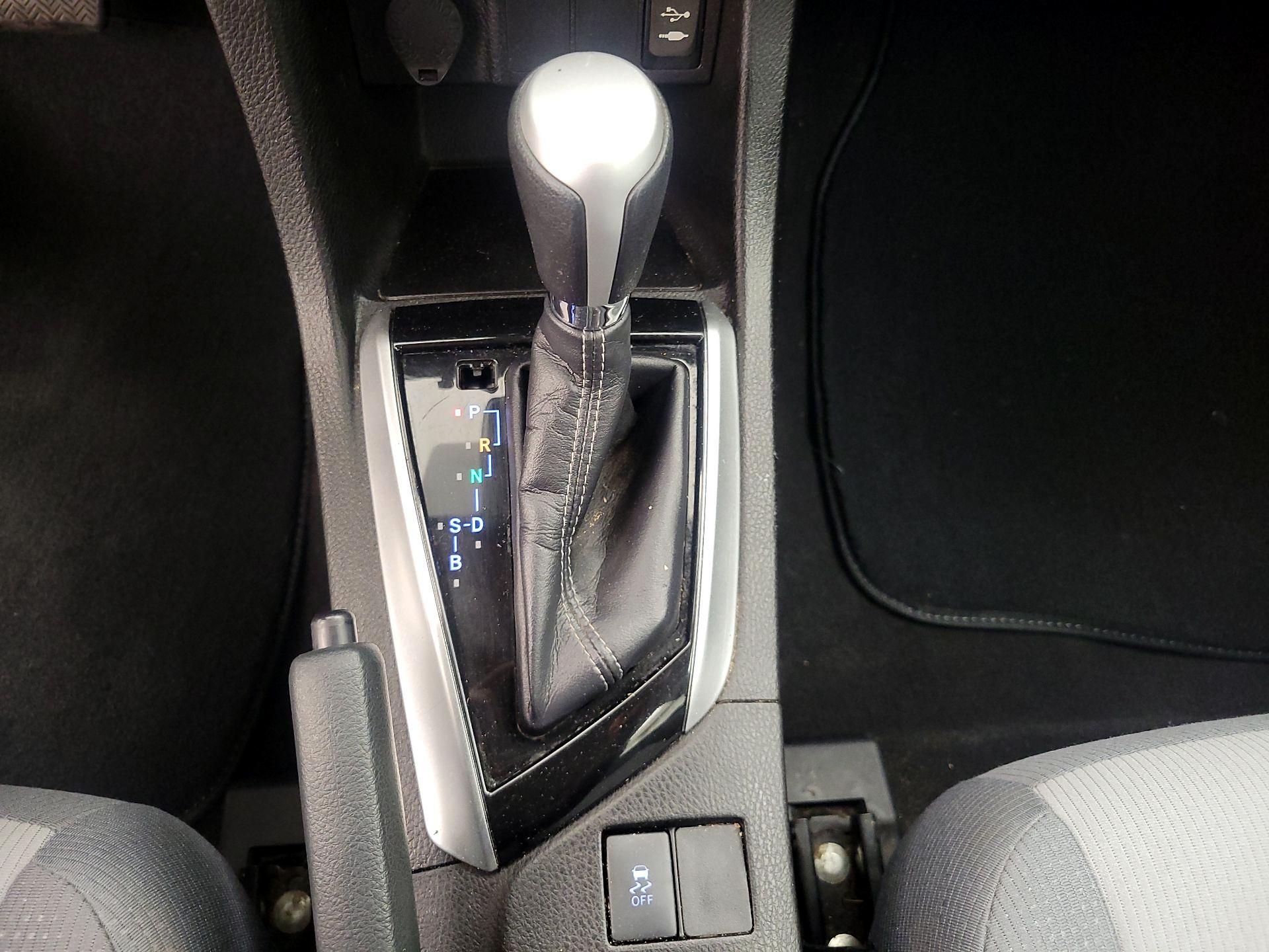 Thumbnail: 2017 Toyota Corolla - 17