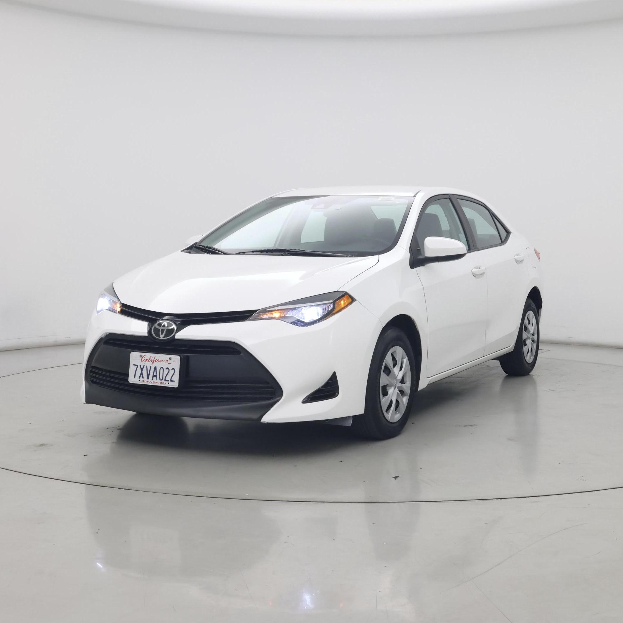 Thumbnail: 2017 Toyota Corolla - 4