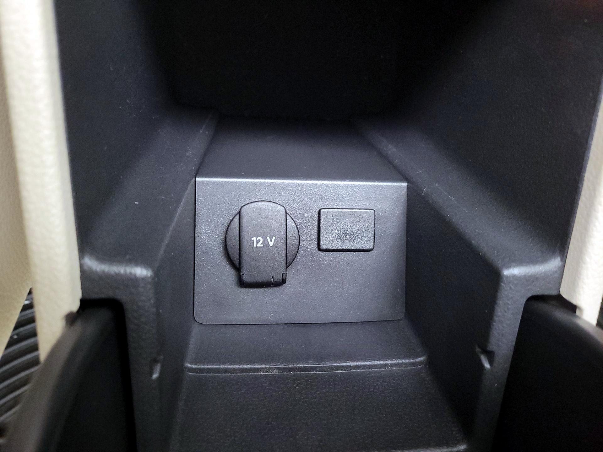 Thumbnail: 2019 Volkswagen Passat - 18