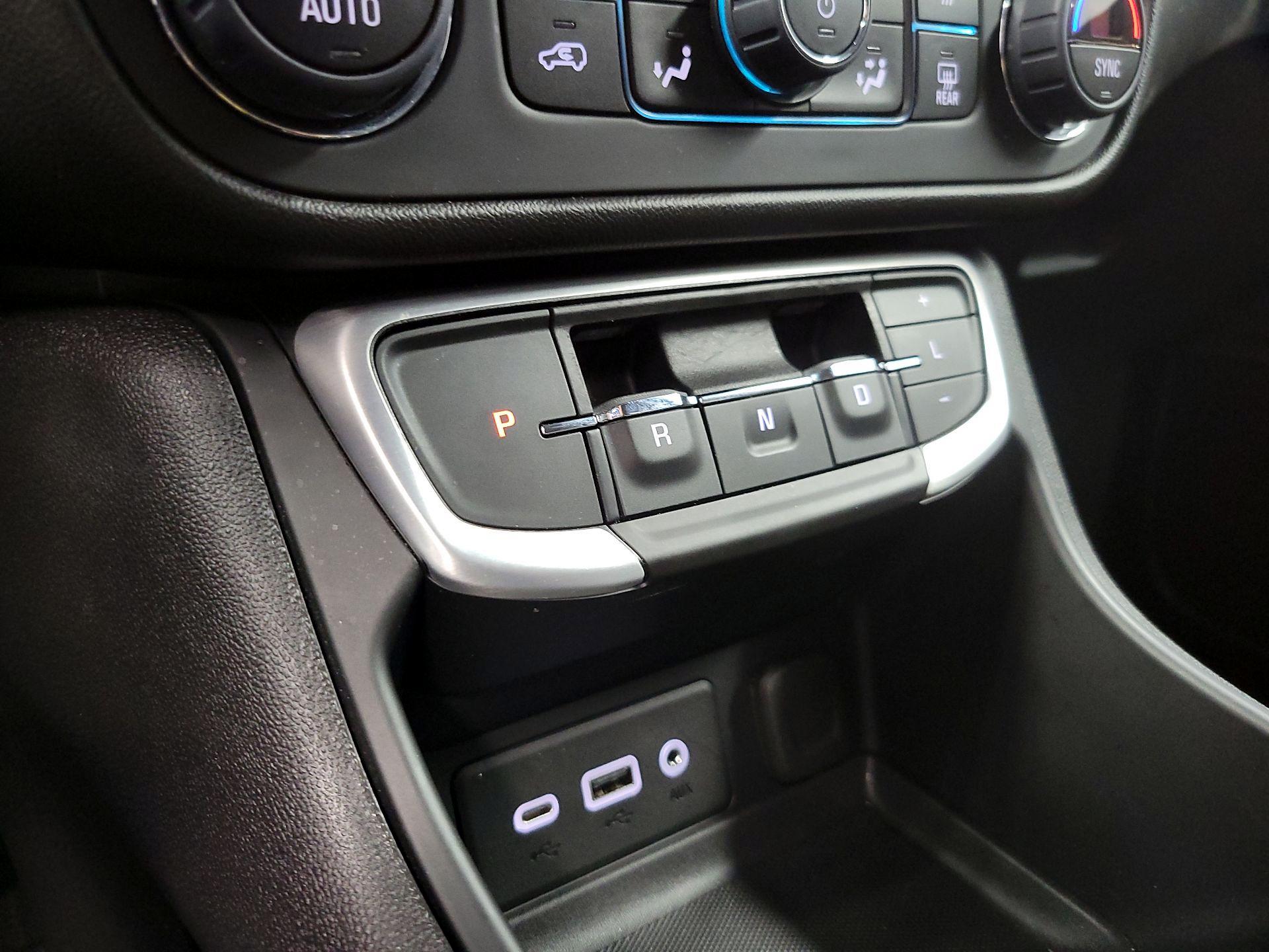 Thumbnail: 2024 GMC Terrain - 17