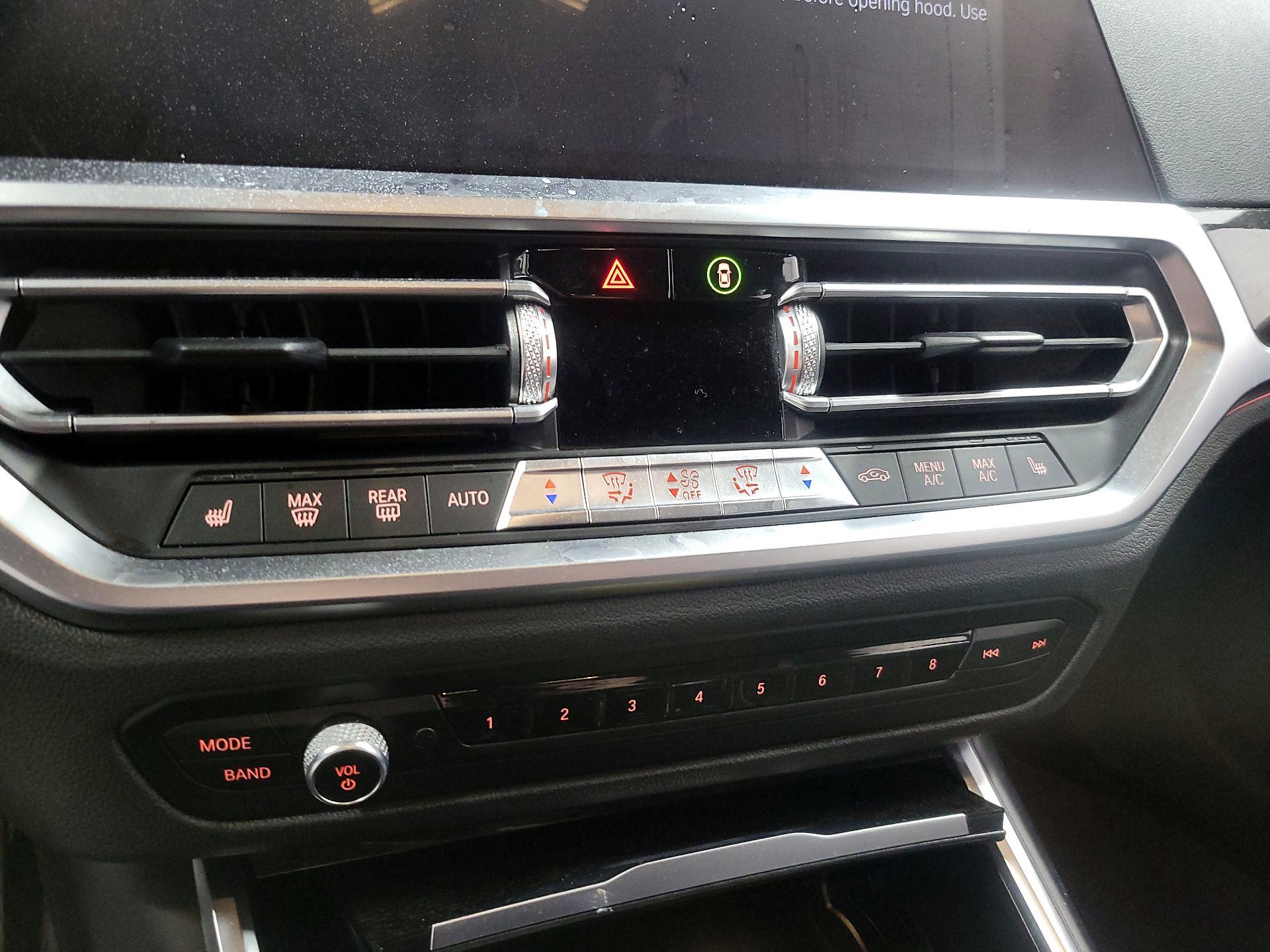 Thumbnail: 2021 BMW 3 Series - 16