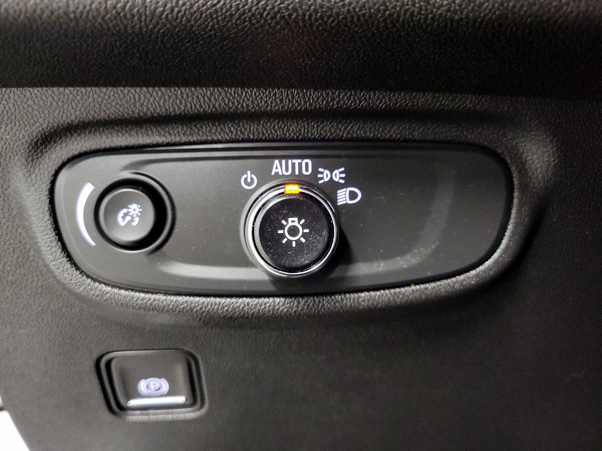 Thumbnail: 2023 GMC Terrain - 13