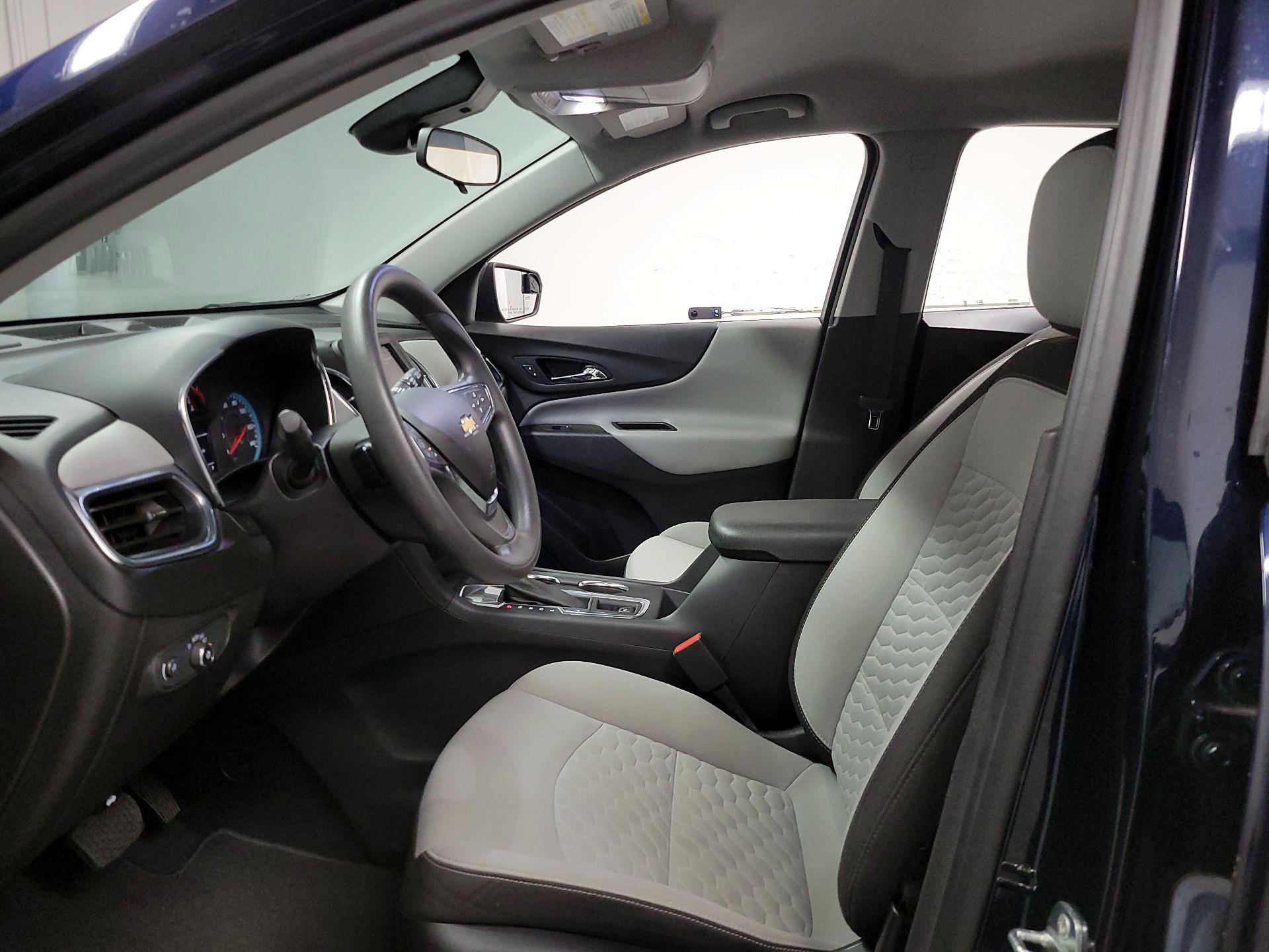 Thumbnail: 2021 Chevrolet Equinox - 11