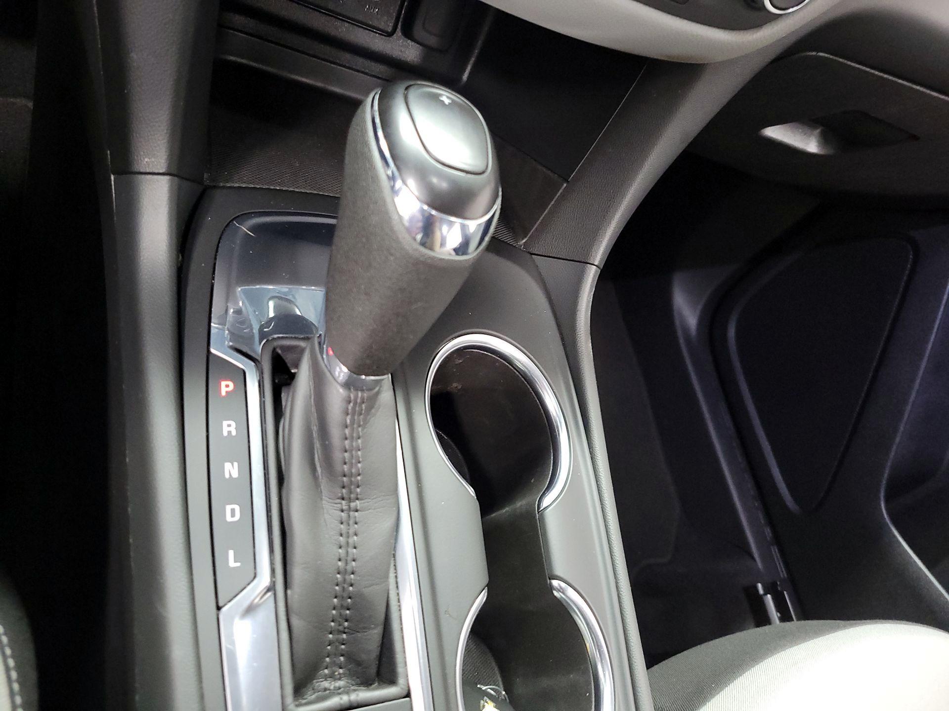 Thumbnail: 2021 Chevrolet Equinox - 16