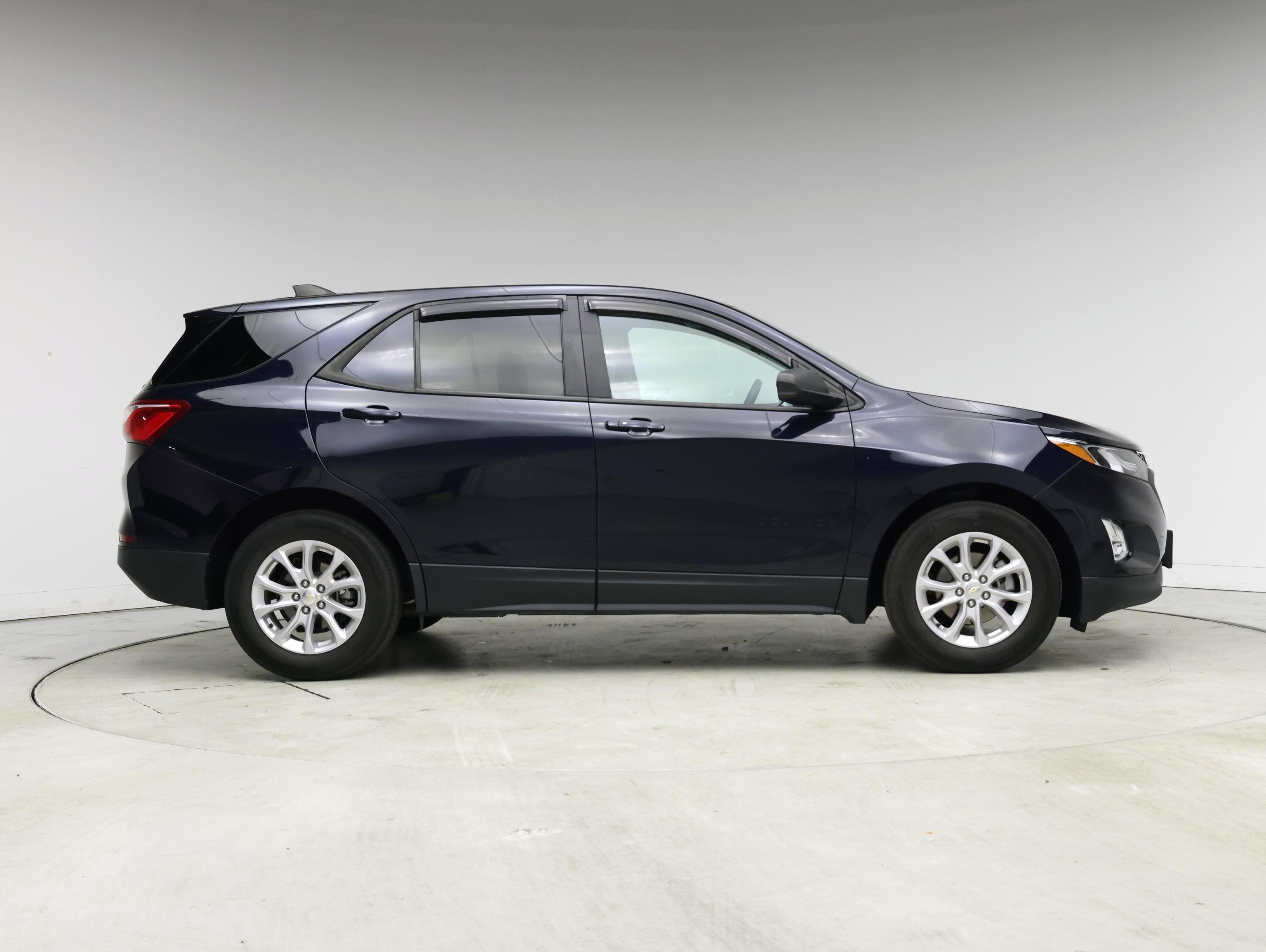 Thumbnail: 2021 Chevrolet Equinox - 7