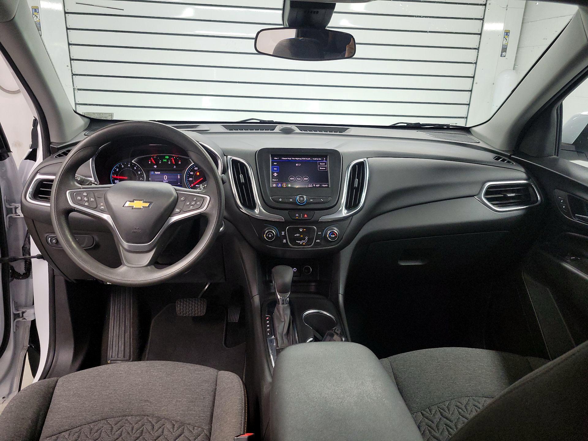 Thumbnail: 2022 Chevrolet Equinox - 9