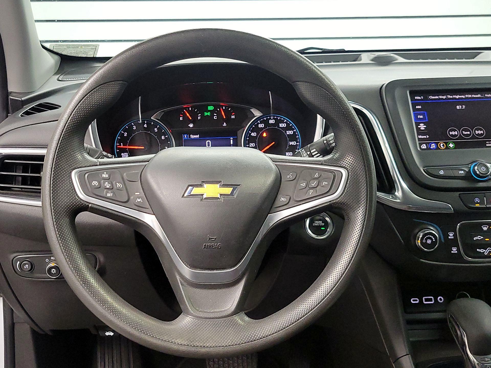 Thumbnail: 2022 Chevrolet Equinox - 10