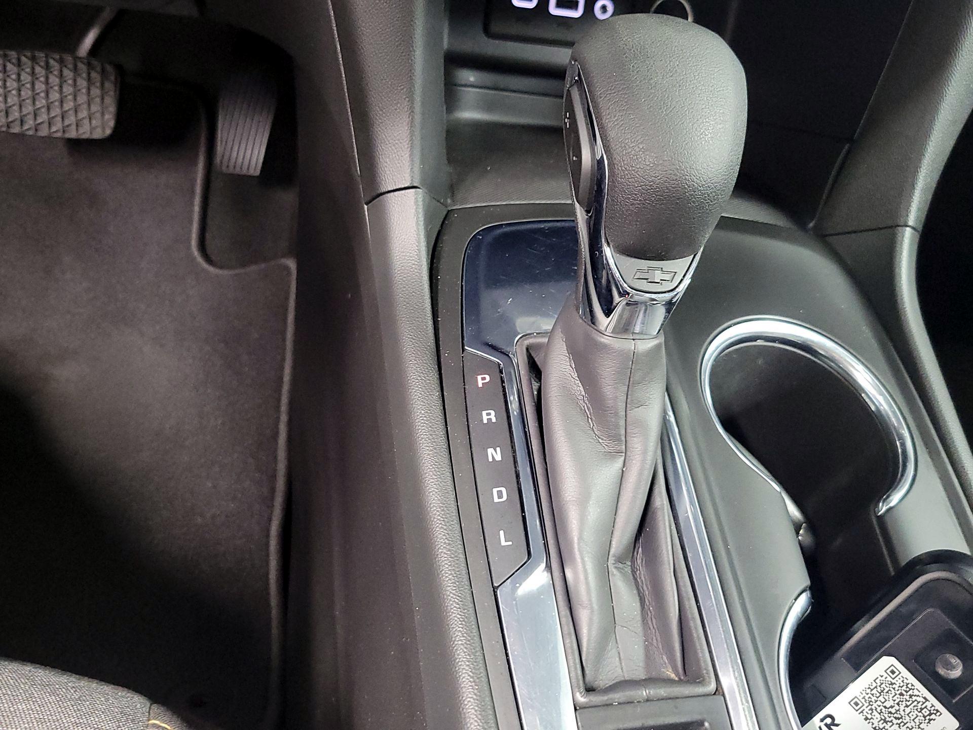 Thumbnail: 2022 Chevrolet Equinox - 17