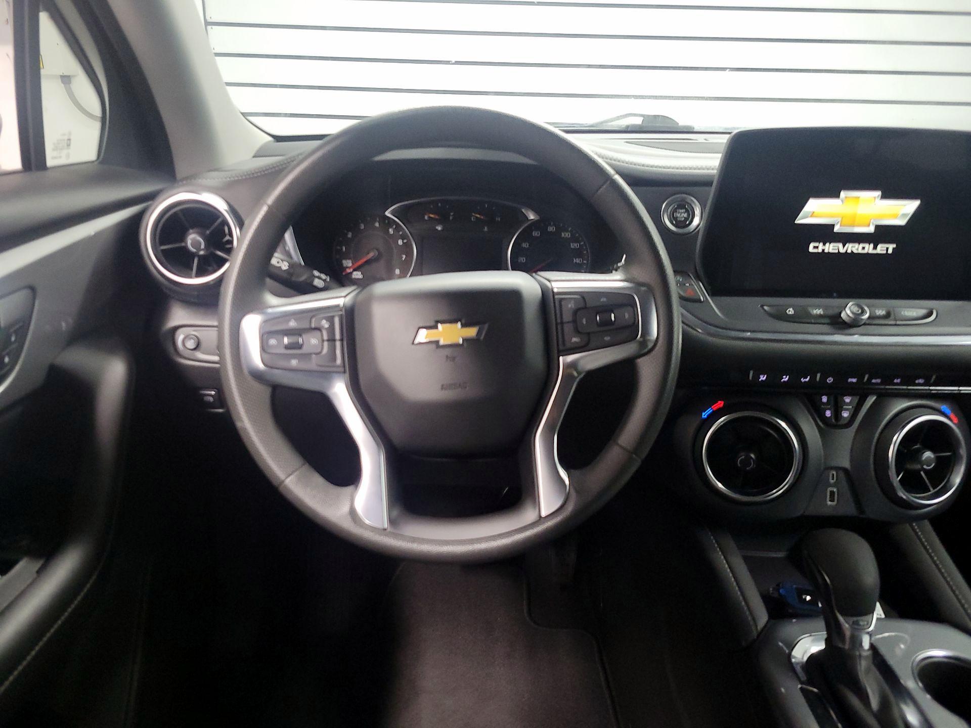 Thumbnail: 2023 Chevrolet Blazer - 10