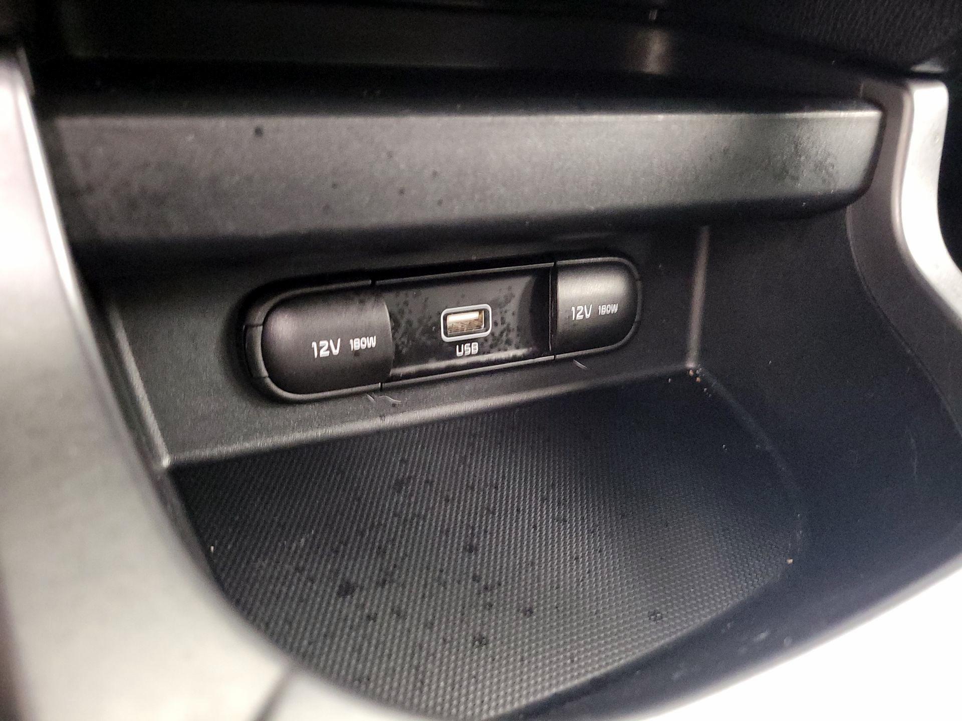 Thumbnail: 2022 Kia Seltos - 18