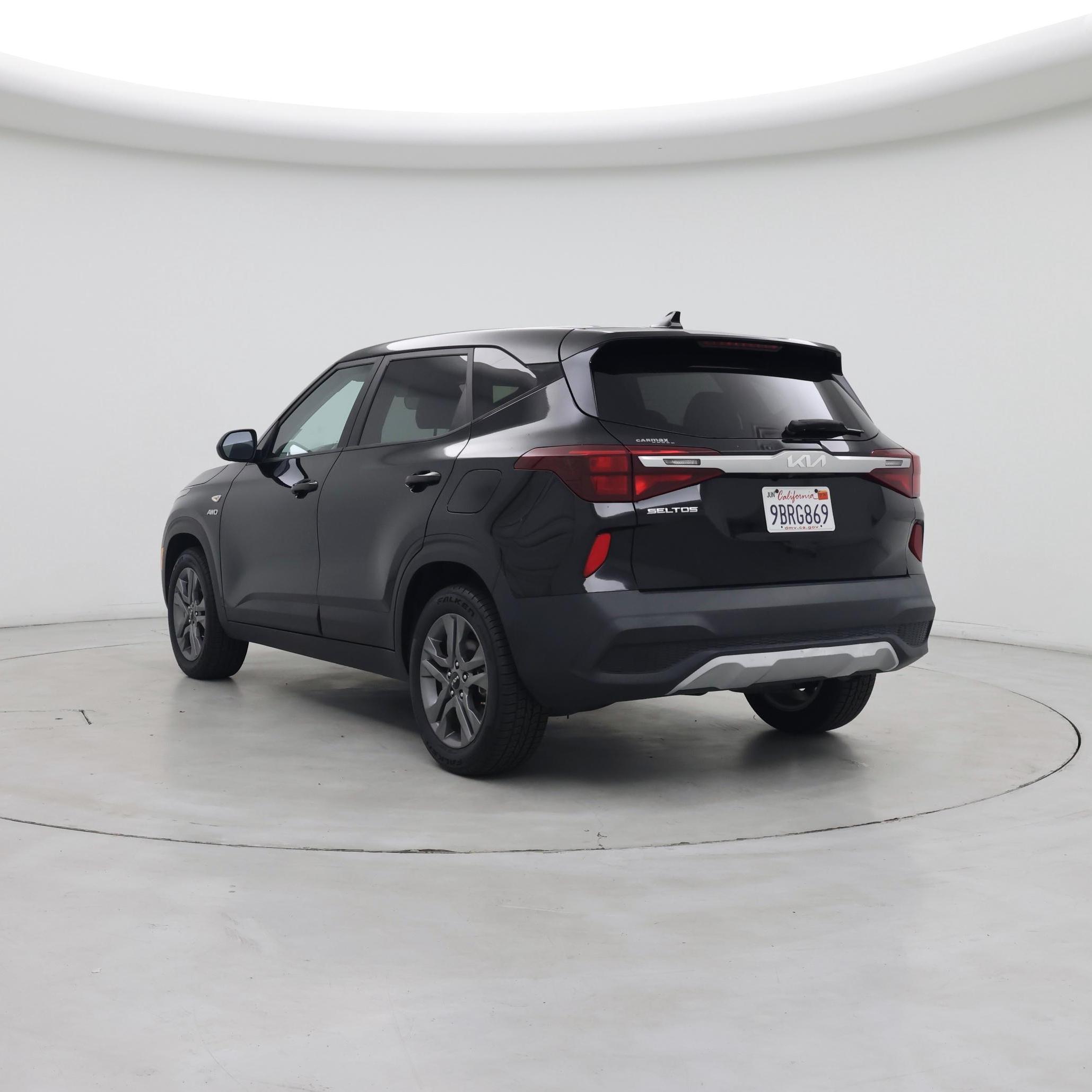 Thumbnail: 2022 Kia Seltos - 2