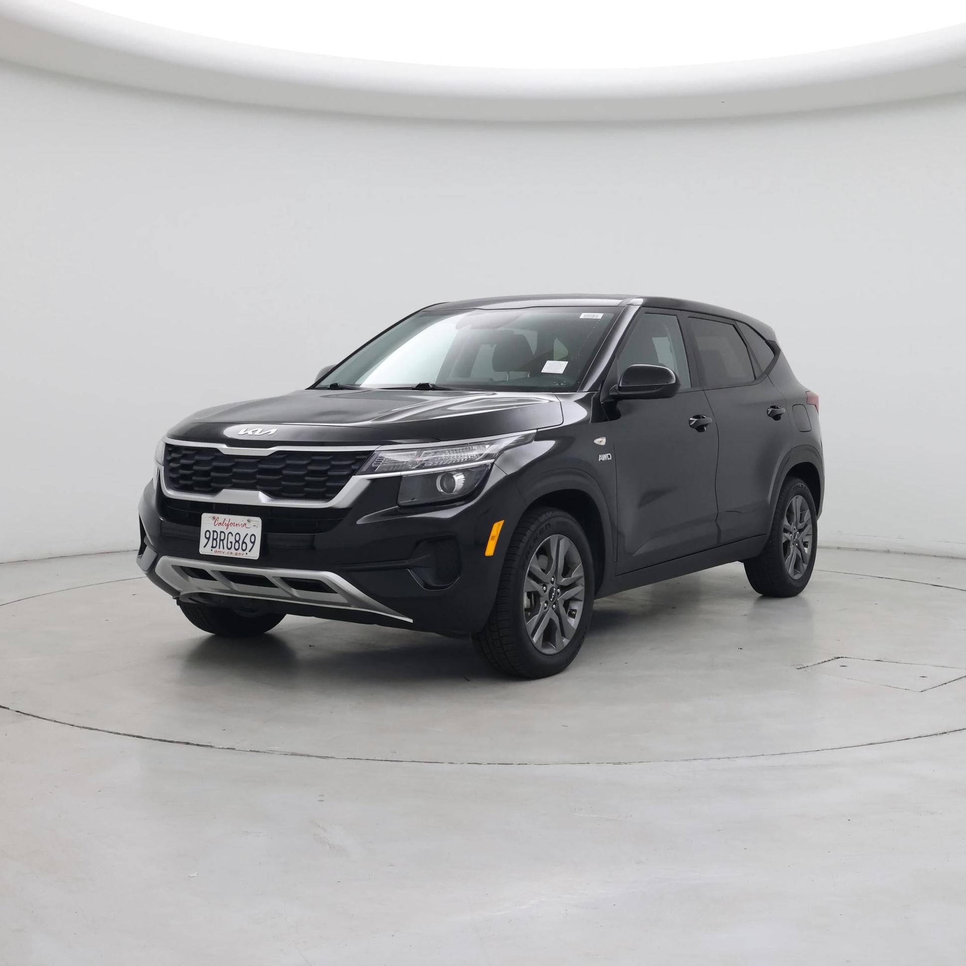 Thumbnail: 2022 Kia Seltos - 4