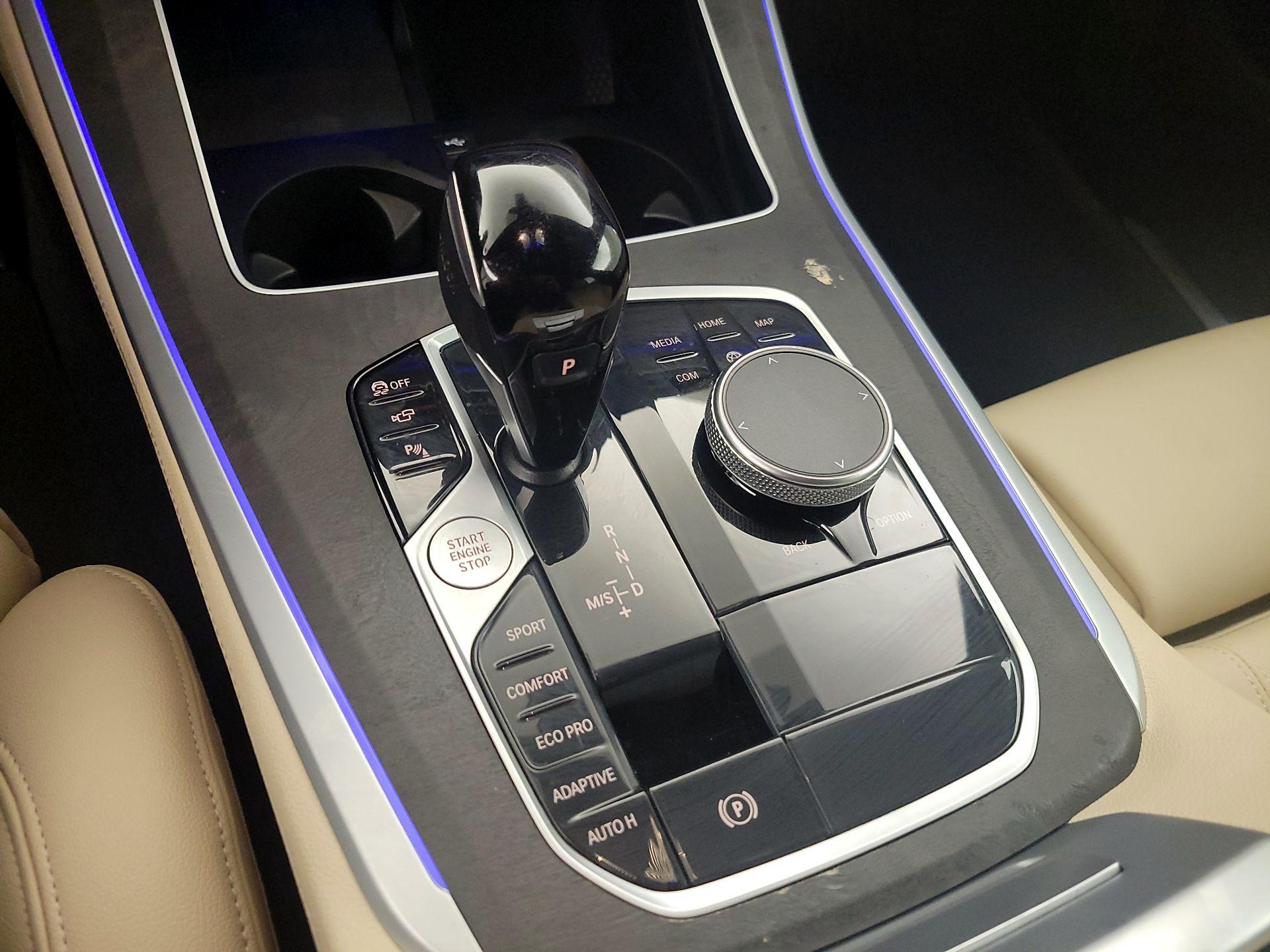 Thumbnail: 2022 BMW X5 - 17