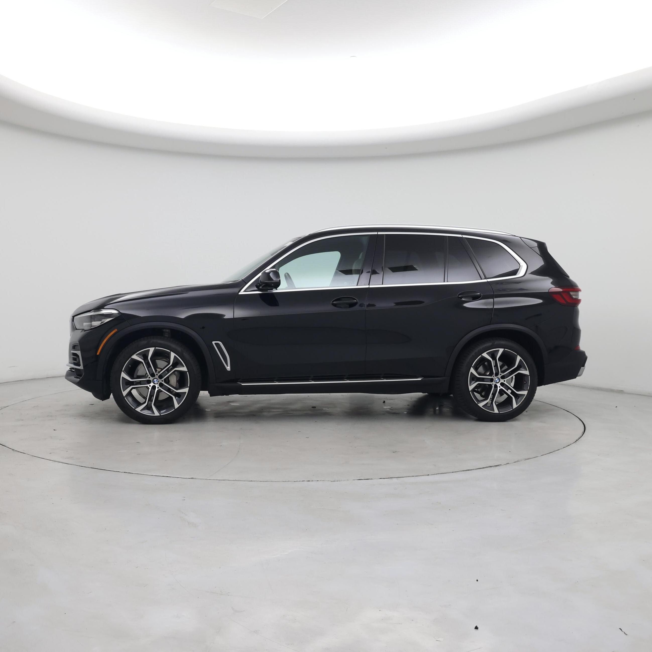 Thumbnail: 2022 BMW X5 - 3