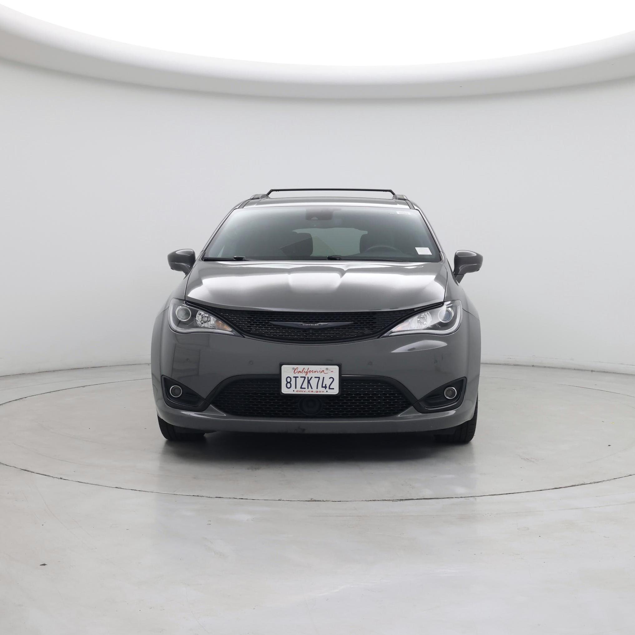 Thumbnail: 2020 Chrysler Pacifica - 5