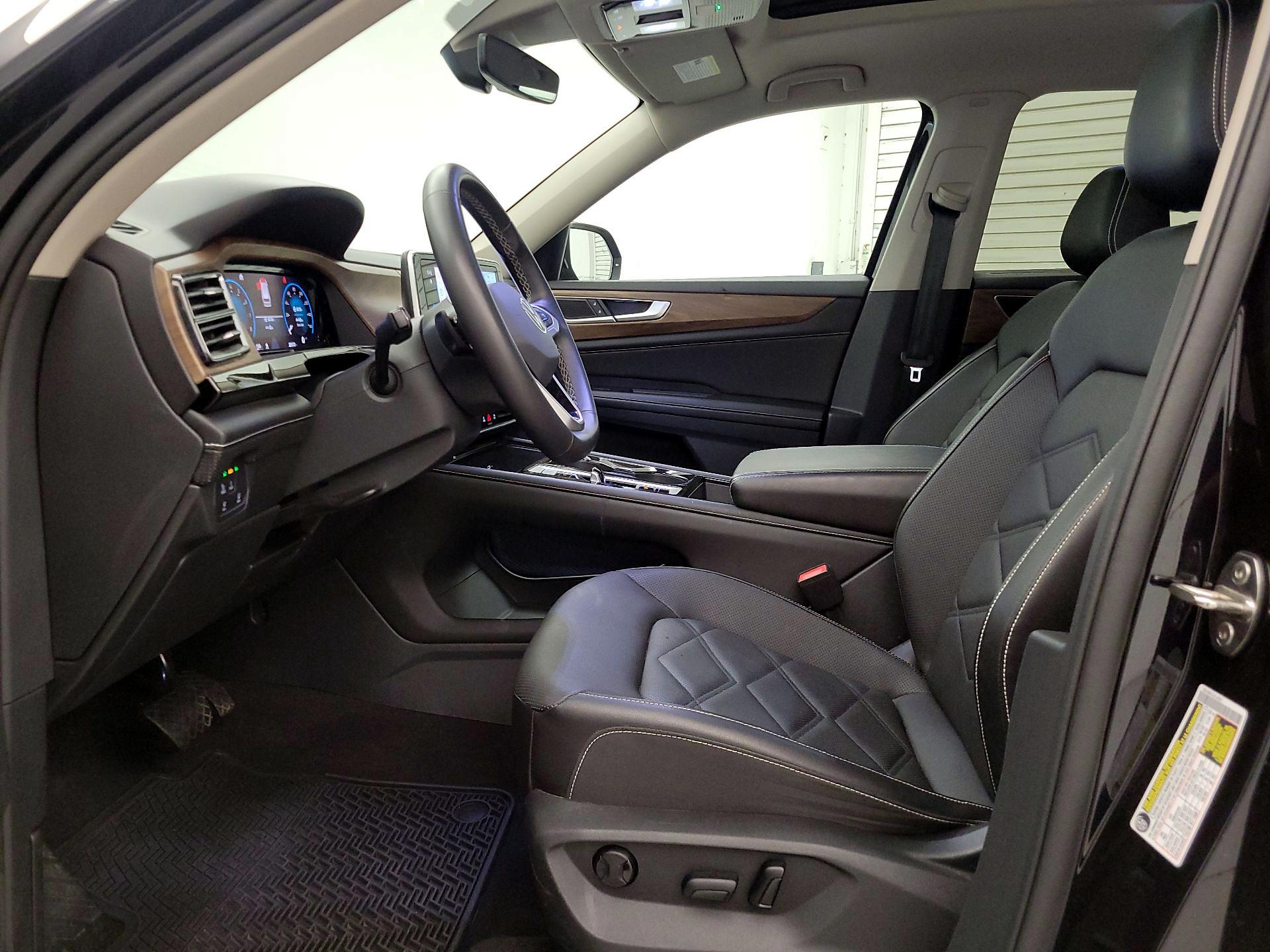 Thumbnail: 2024 Volkswagen Atlas - 11