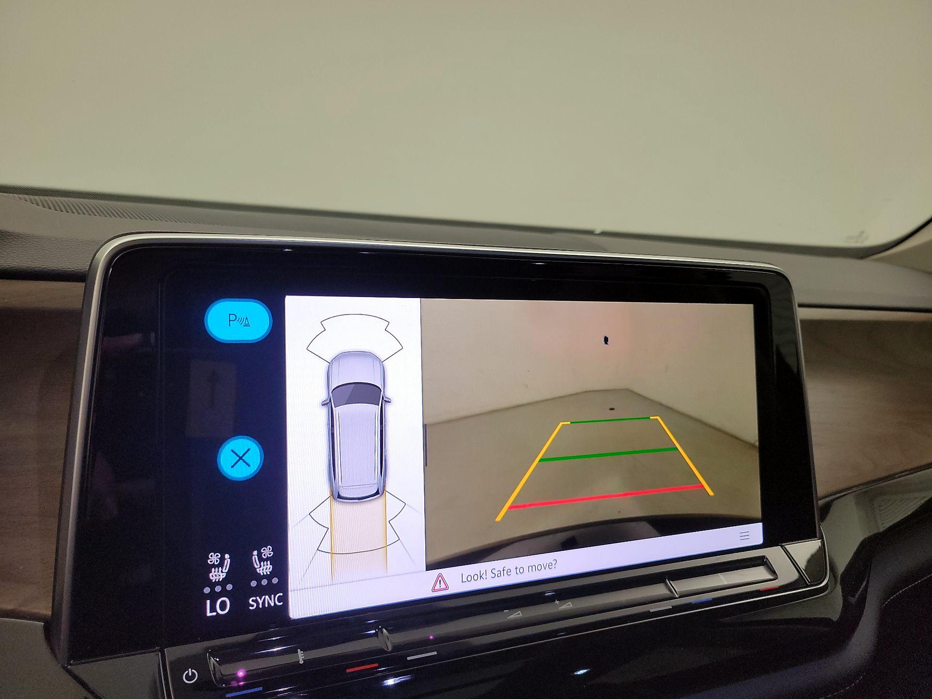 Thumbnail: 2024 Volkswagen Atlas - 14