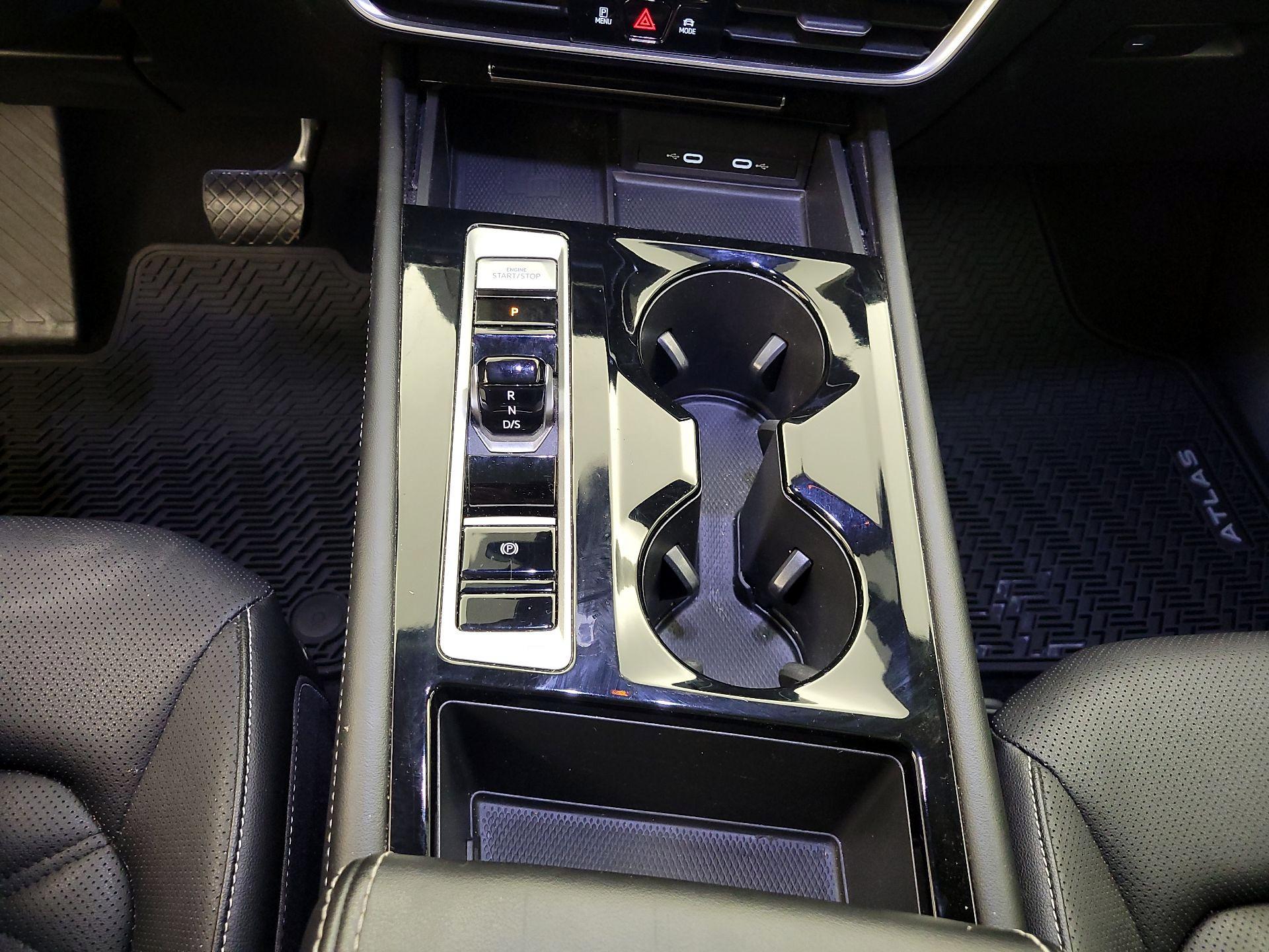 Thumbnail: 2024 Volkswagen Atlas - 17