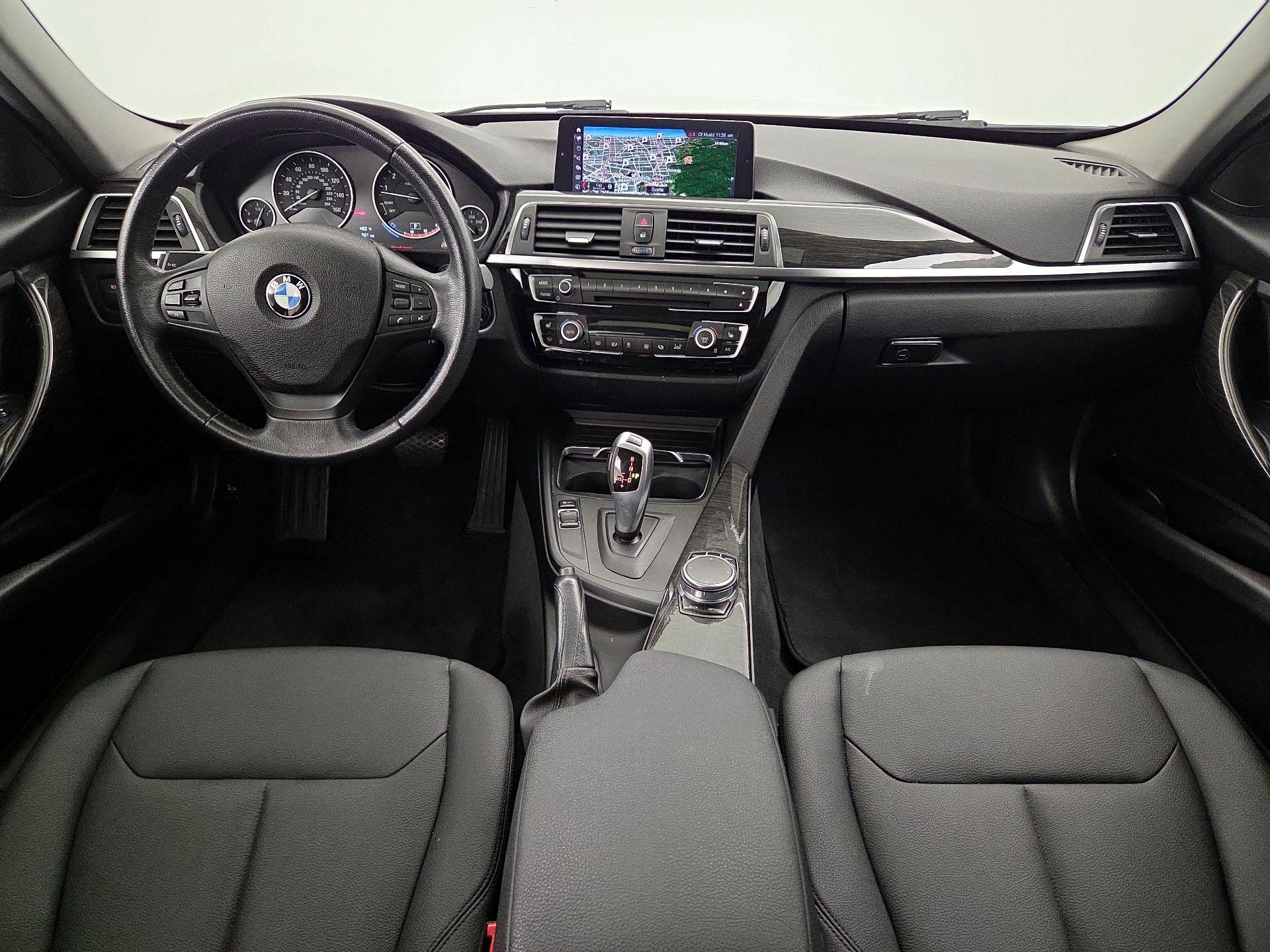 Thumbnail: 2018 BMW 3 Series - 9