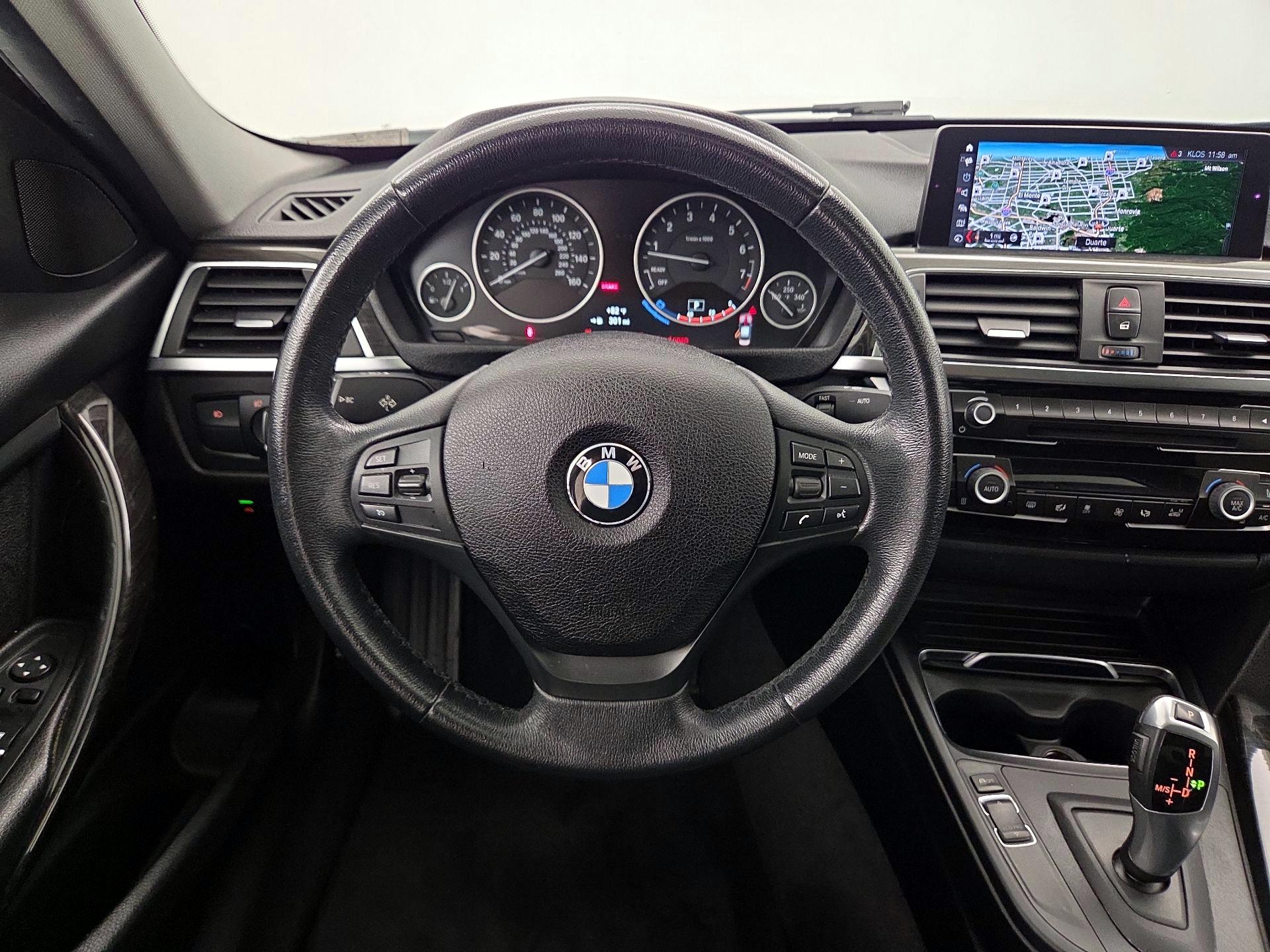 Thumbnail: 2018 BMW 3 Series - 10