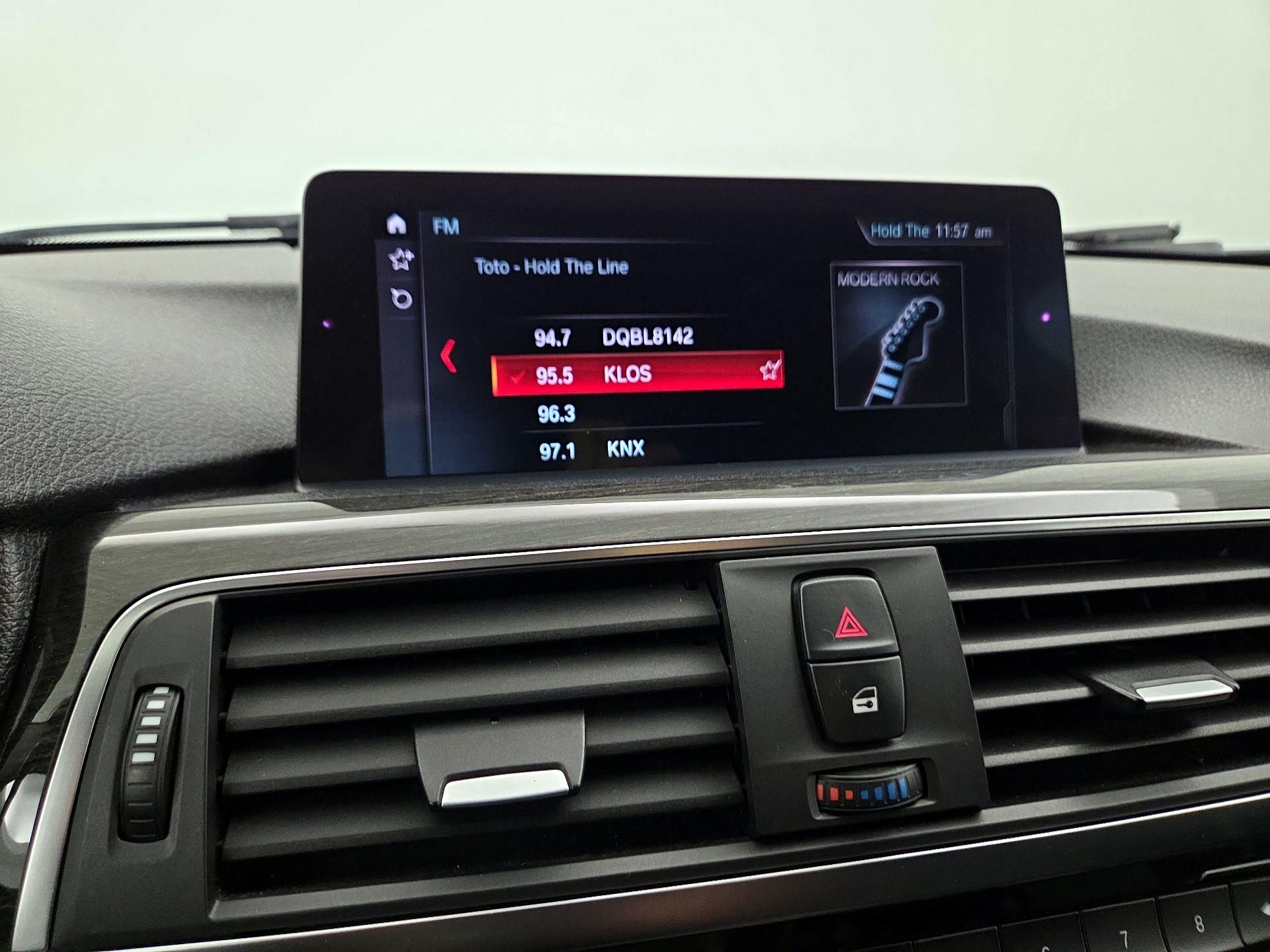 Thumbnail: 2018 BMW 3 Series - 16