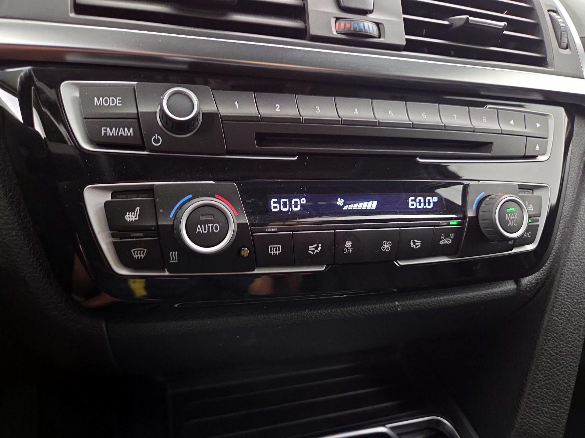 Thumbnail: 2018 BMW 3 Series - 17