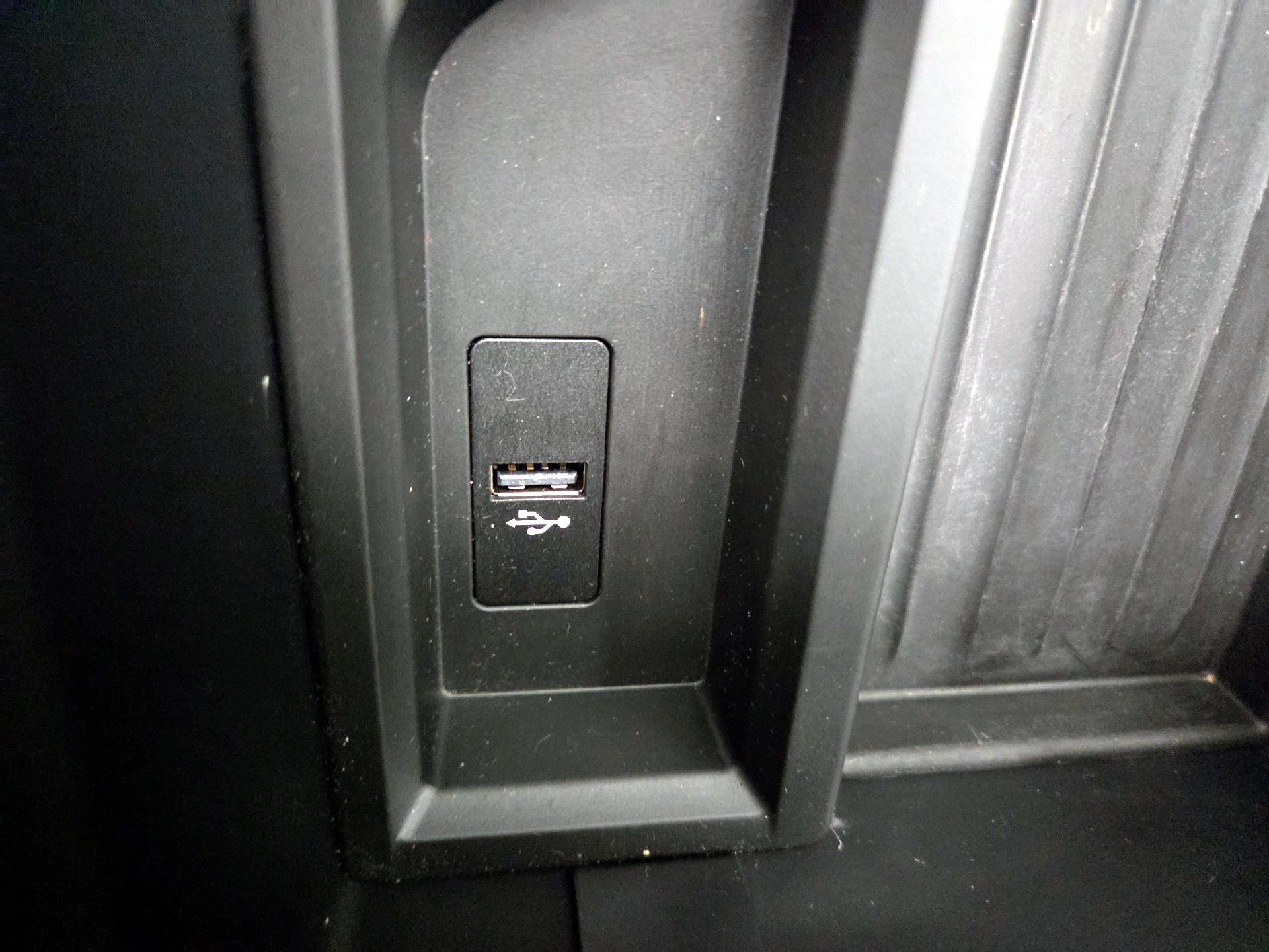 Thumbnail: 2018 BMW 3 Series - 19