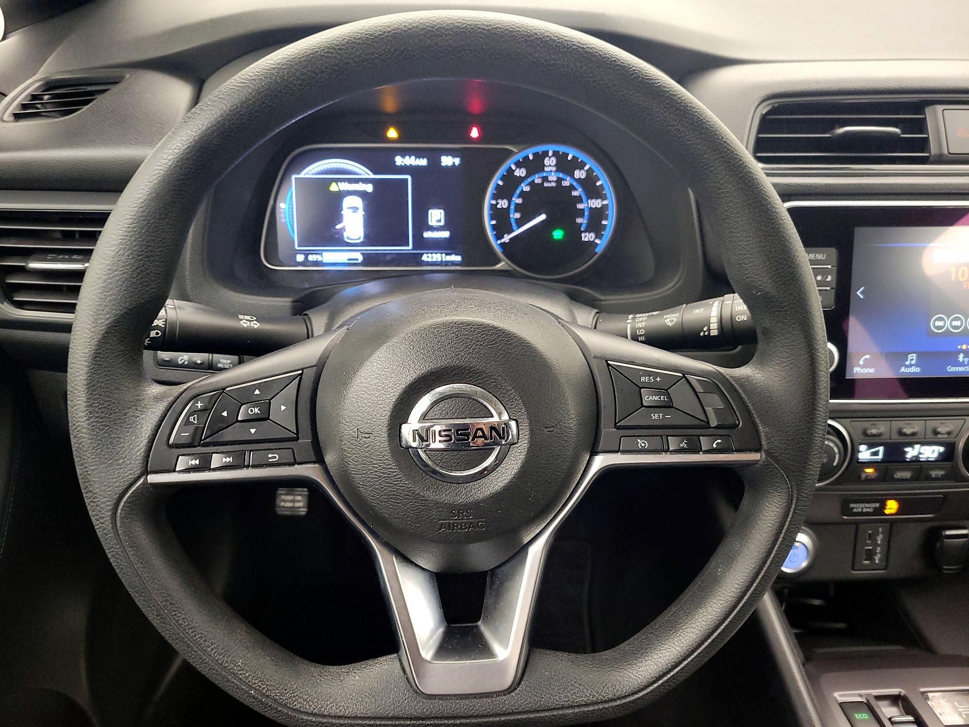 Thumbnail: 2022 Nissan Leaf - 10