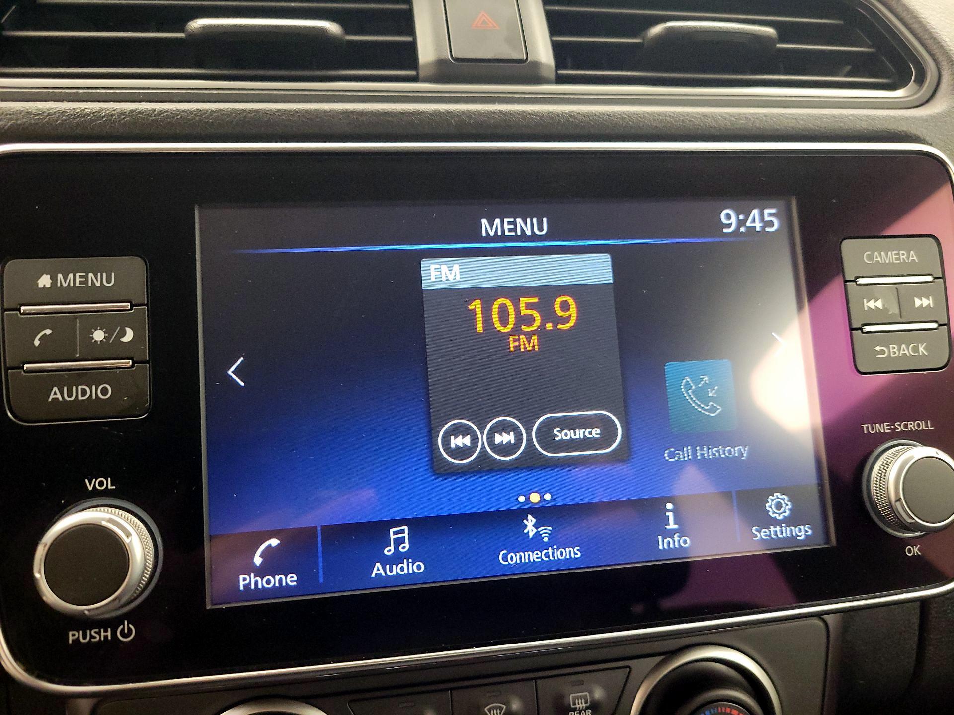 Thumbnail: 2022 Nissan Leaf - 15