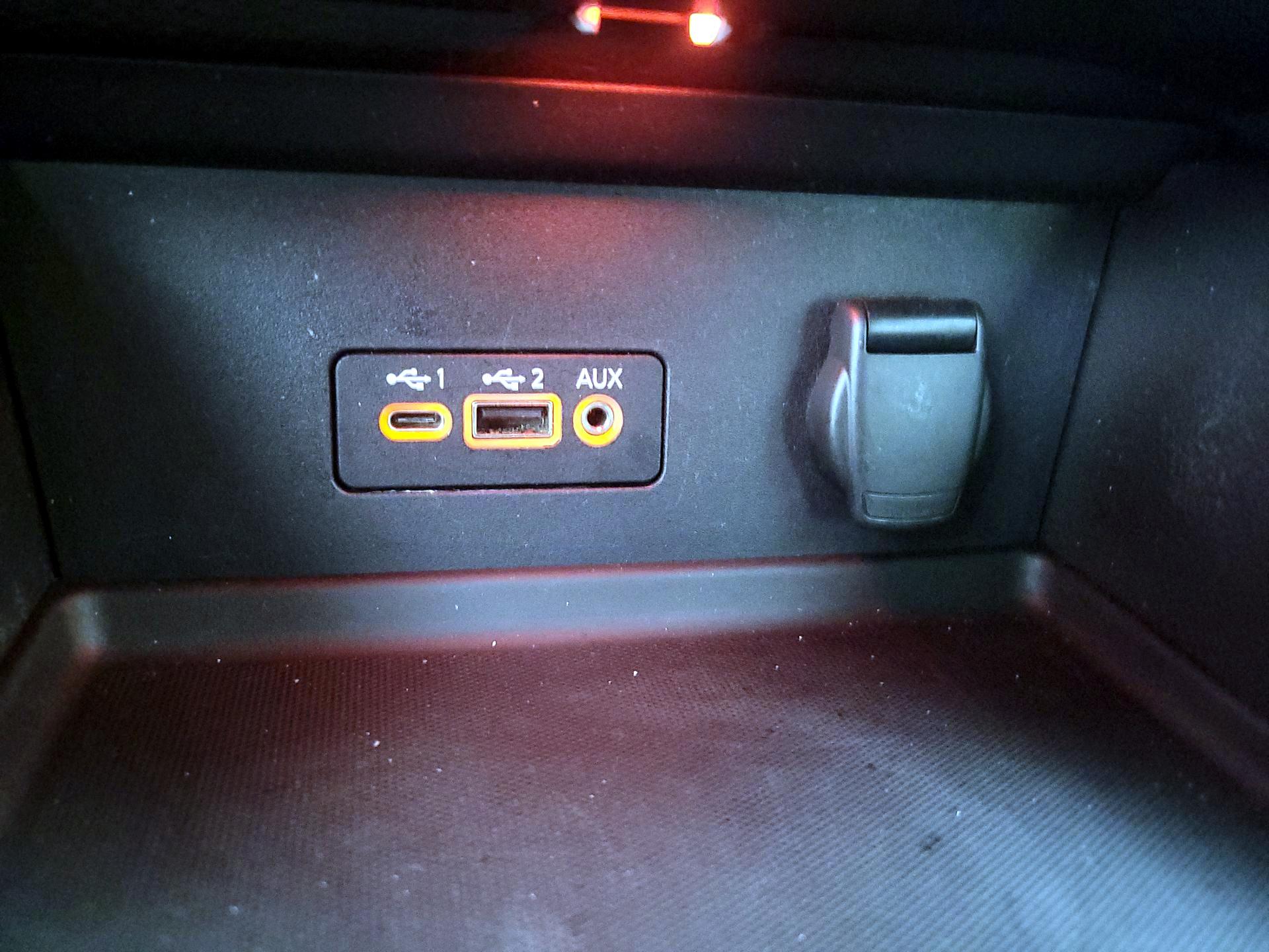 Thumbnail: 2023 Nissan Sentra - 18