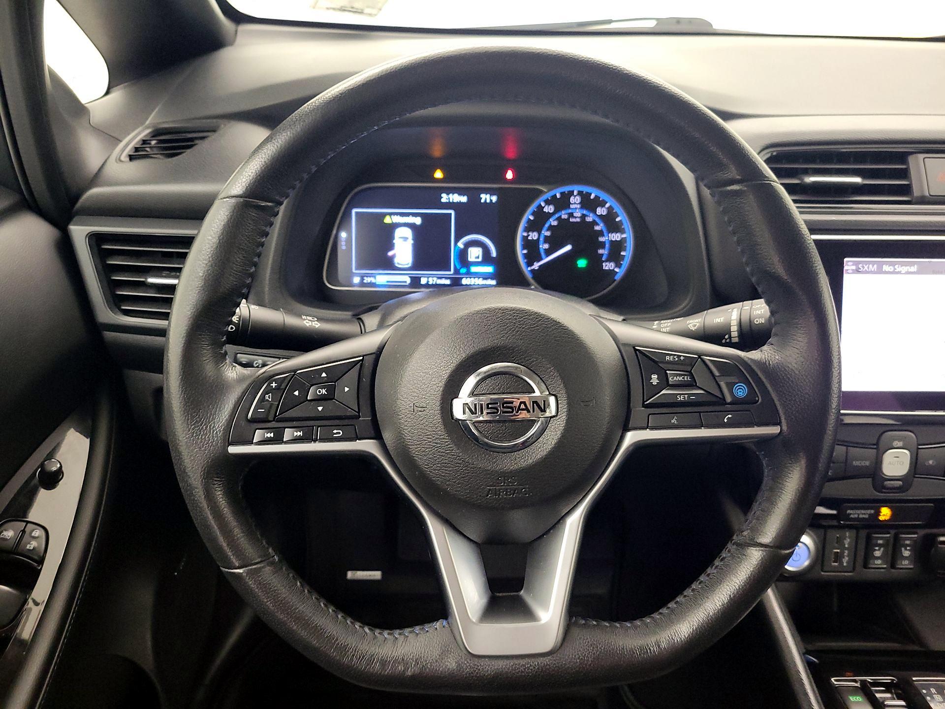 Thumbnail: 2021 Nissan Leaf - 10