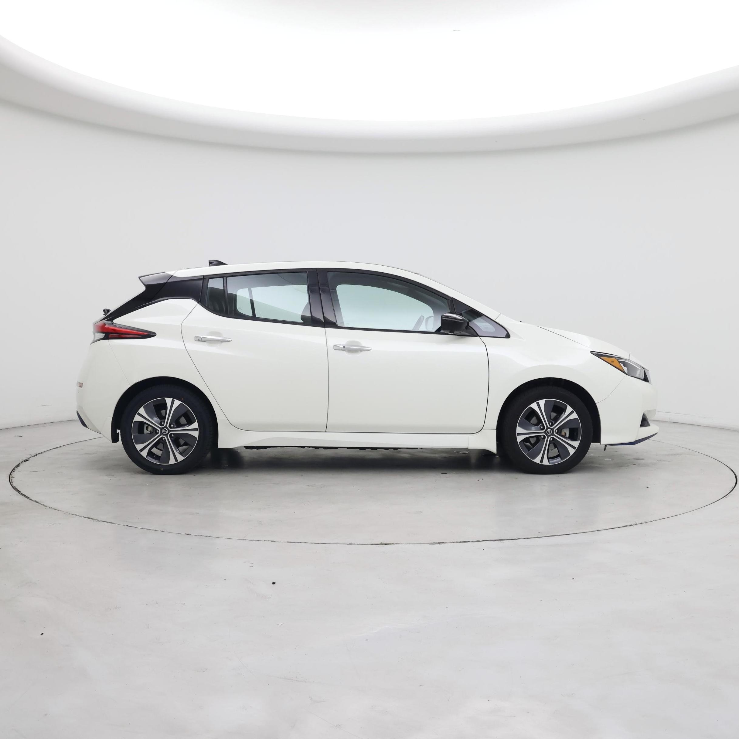 Thumbnail: 2021 Nissan Leaf - 7