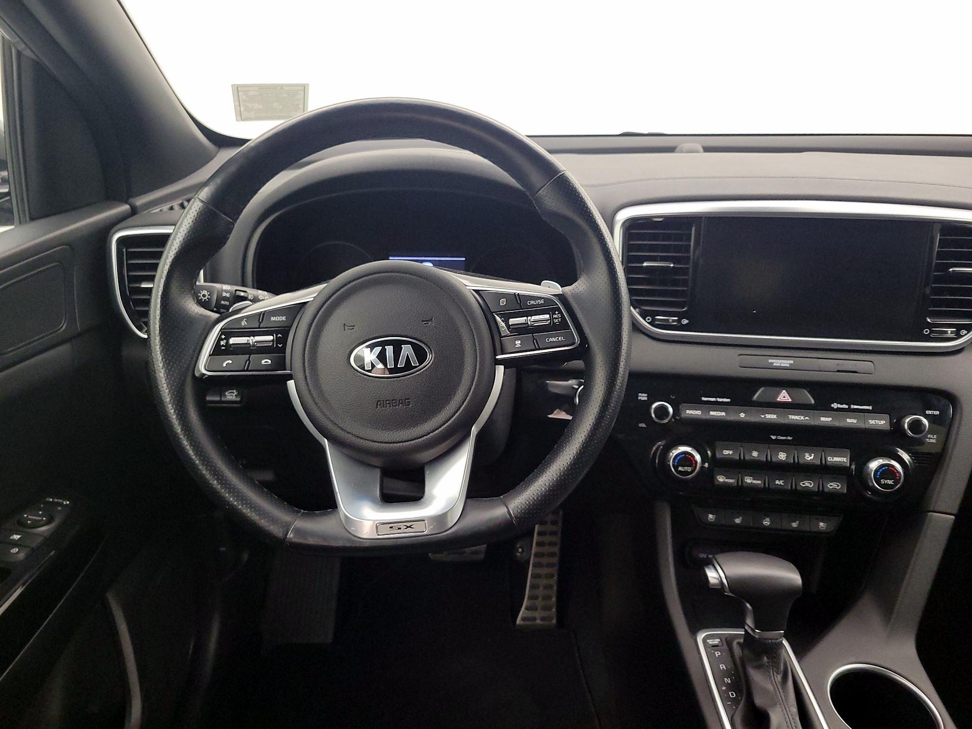 Thumbnail: 2020 Kia Sportage - 10