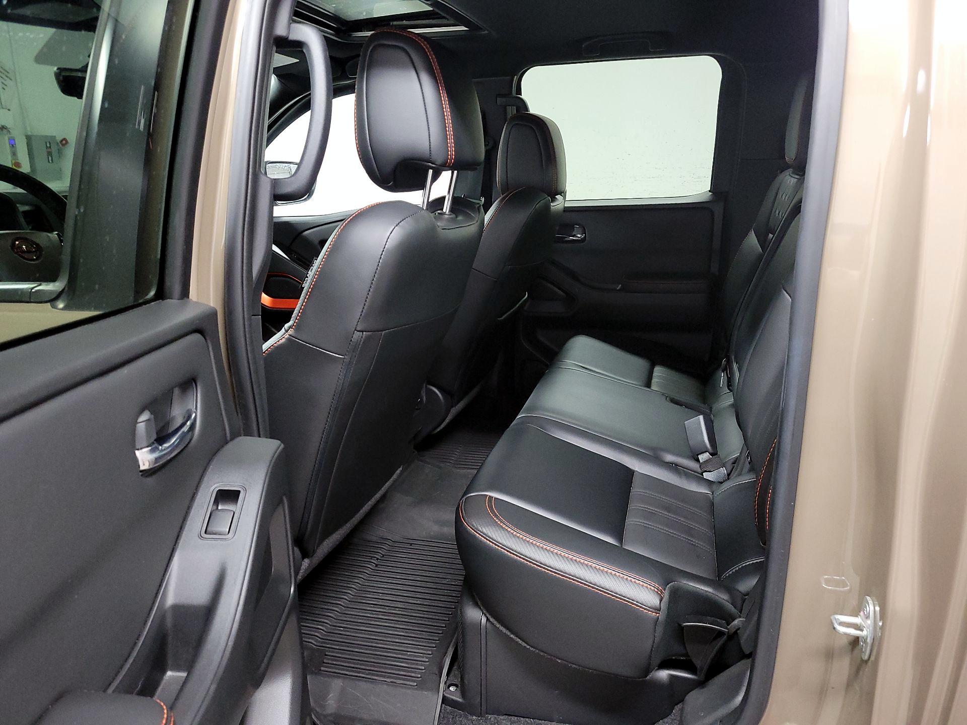 Thumbnail: 2023 Nissan Frontier - 20