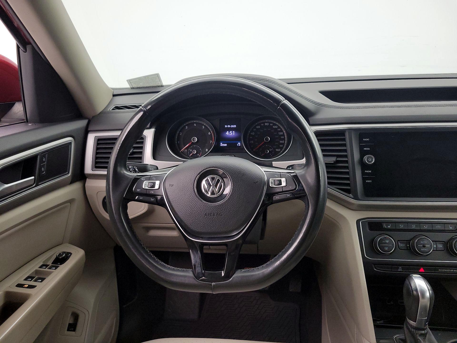 Thumbnail: 2018 Volkswagen Atlas - 10