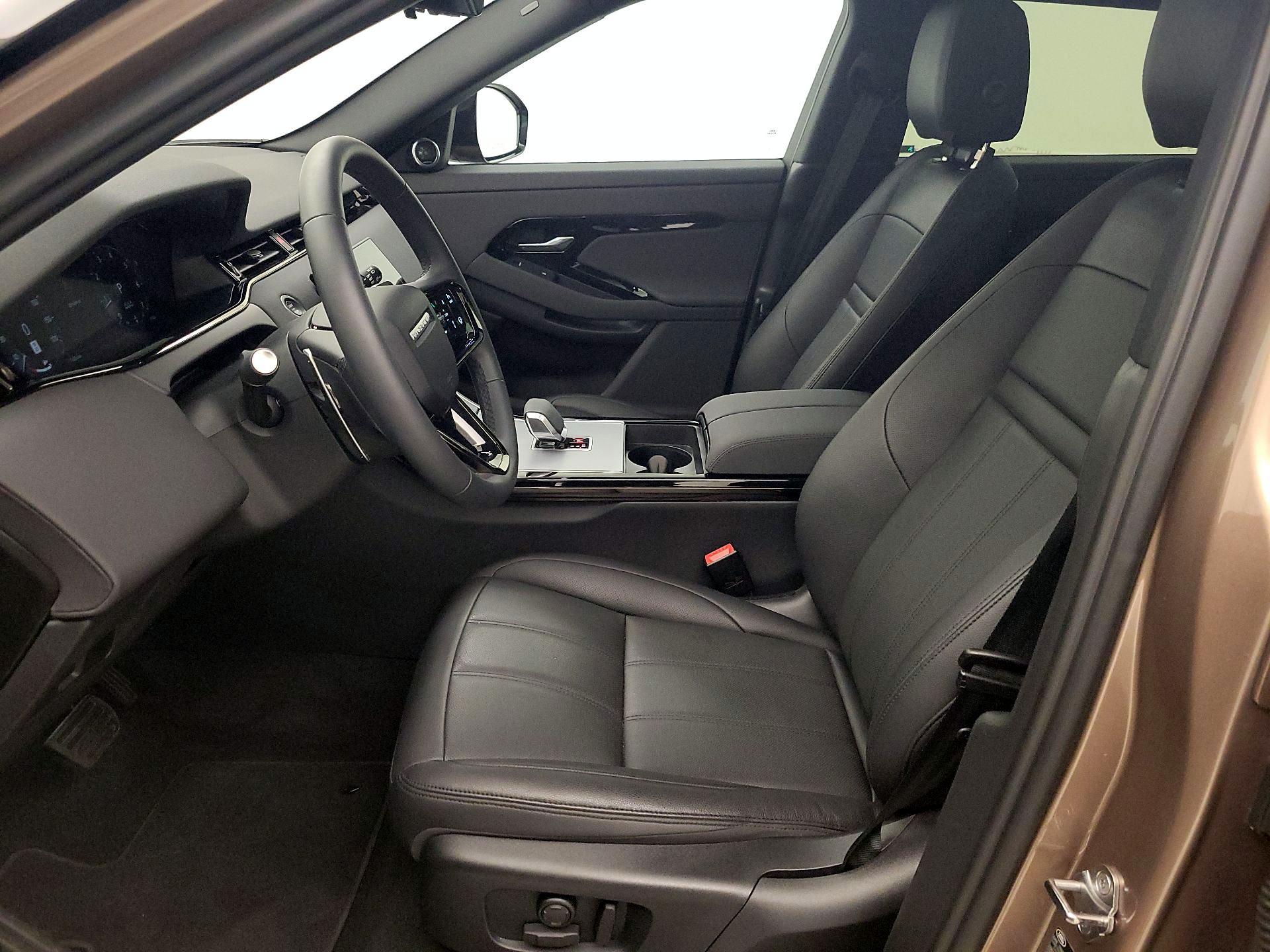 Thumbnail: 2025 Land Rover Range Rover Evoque - 11