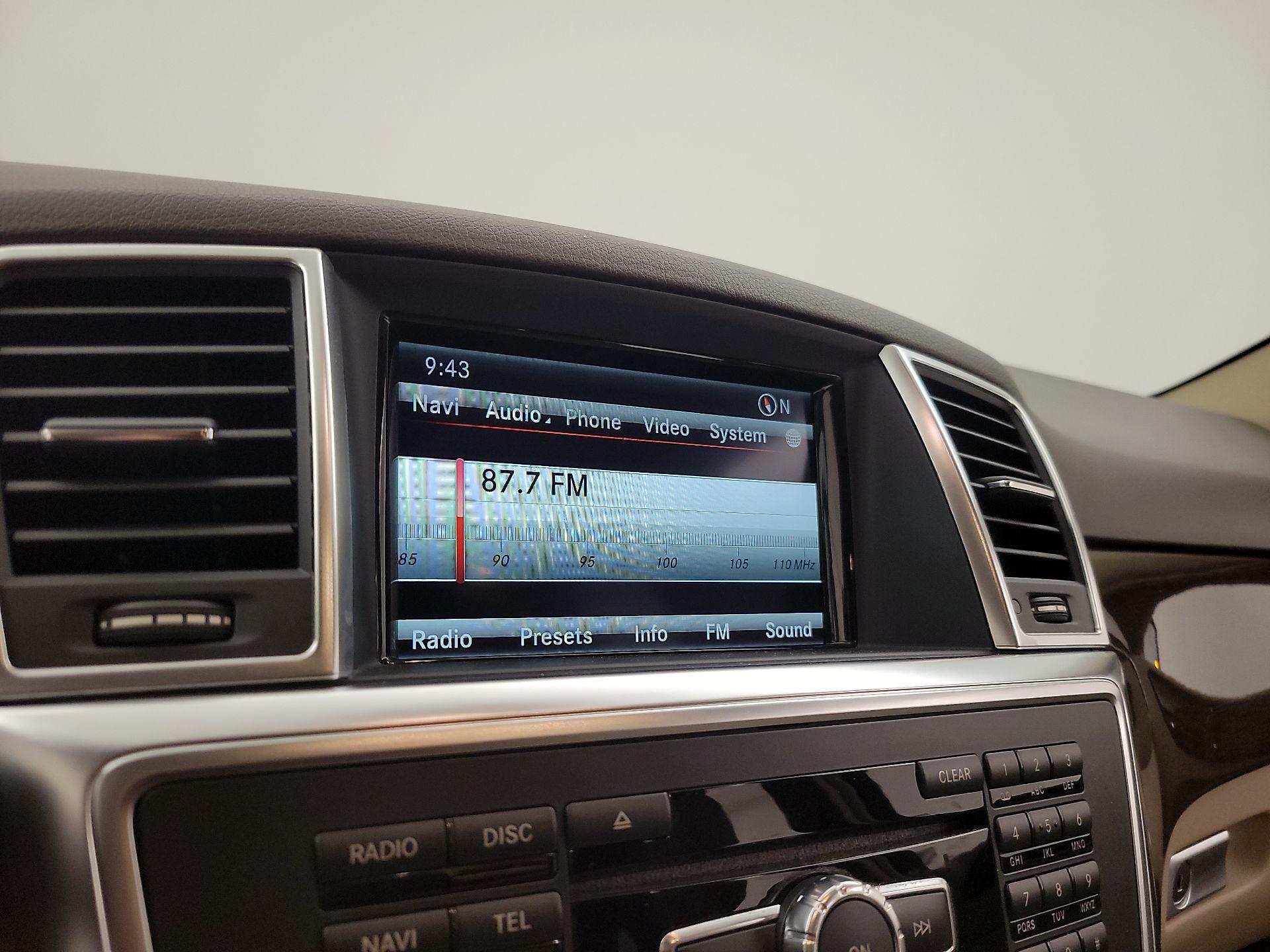 Thumbnail: 2015 Mercedes-Benz M-Class - 15